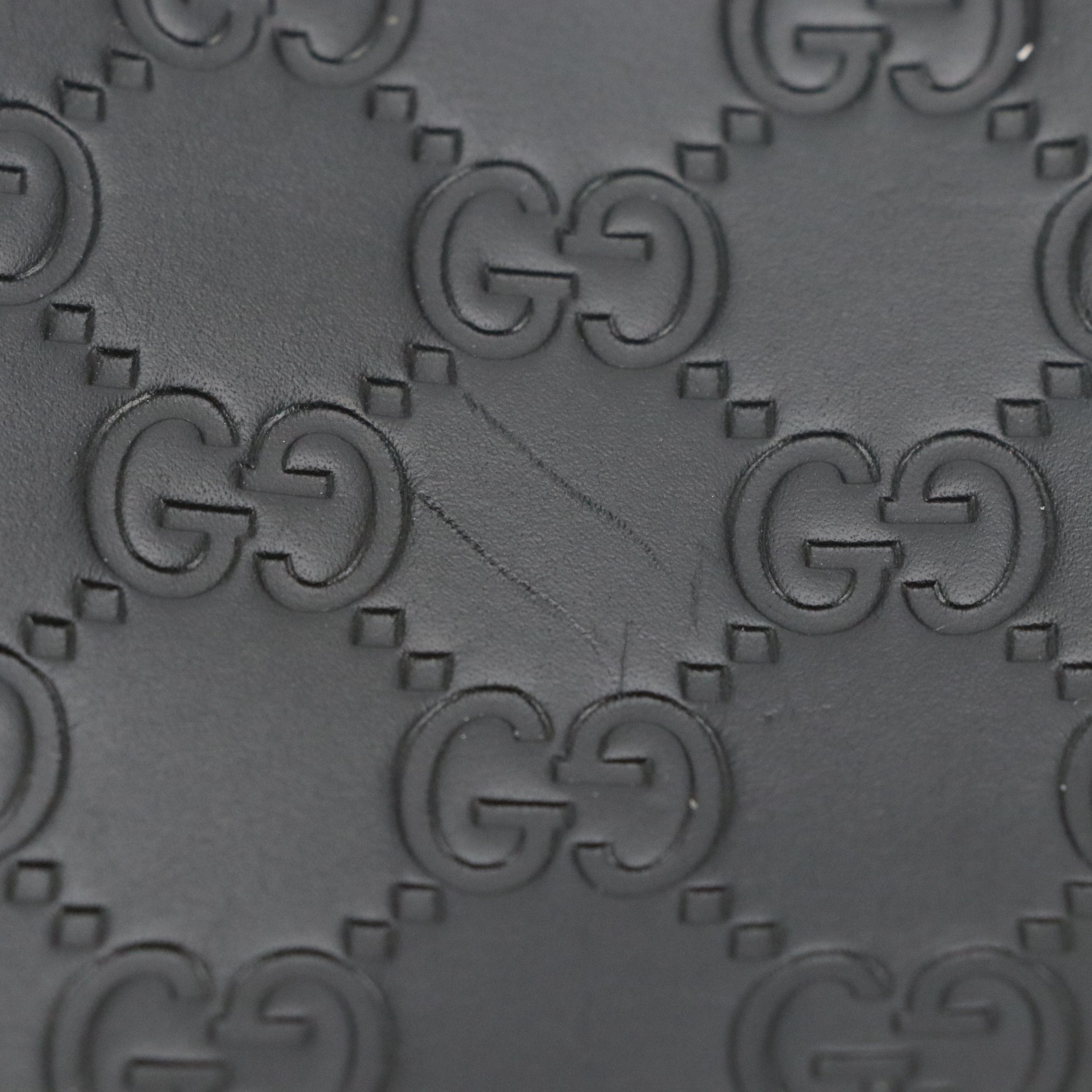 Gucci Black Guccissima and Smooth Leather Medium Front Zip Crossbody Bag