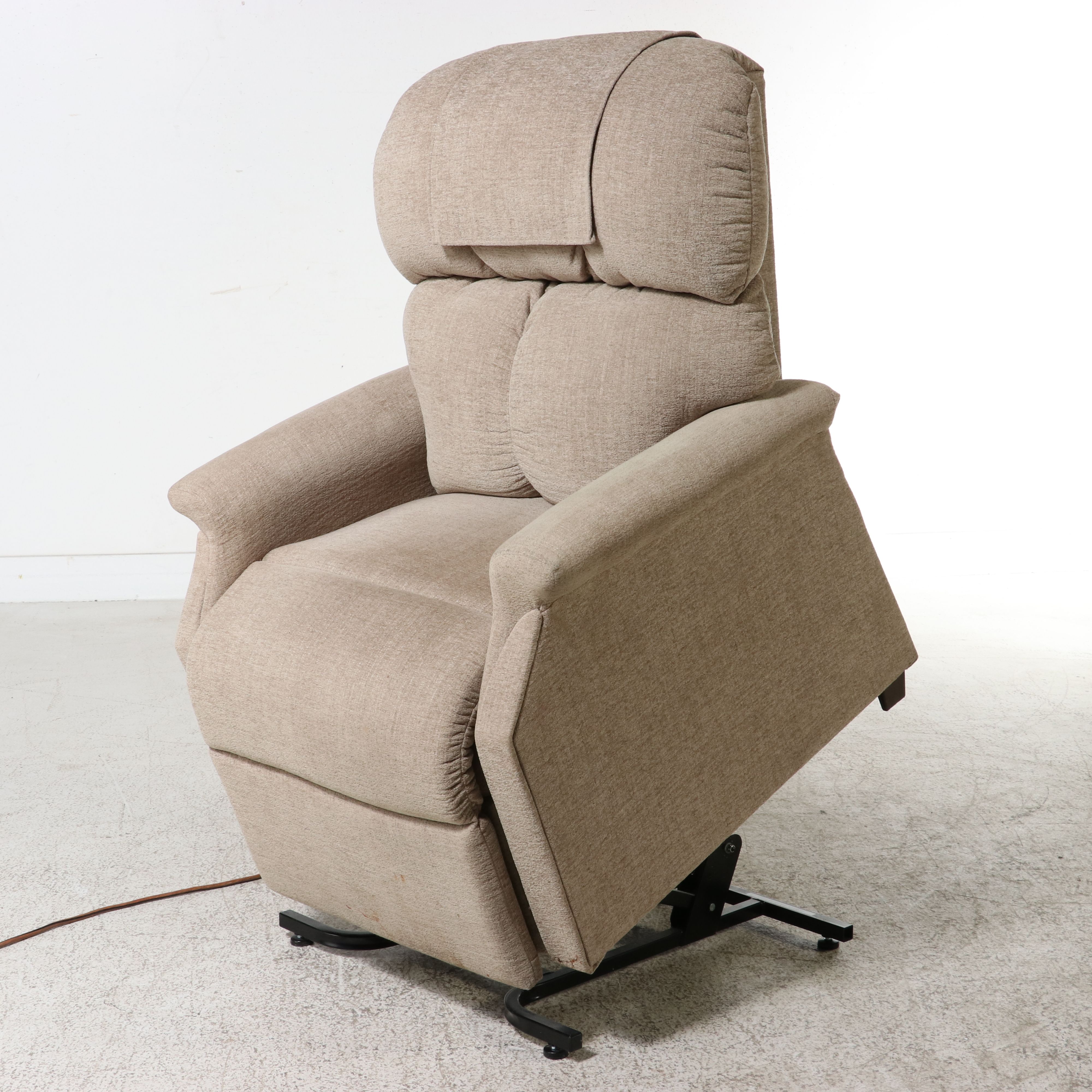 Golden Technologies Power Lift Recliner