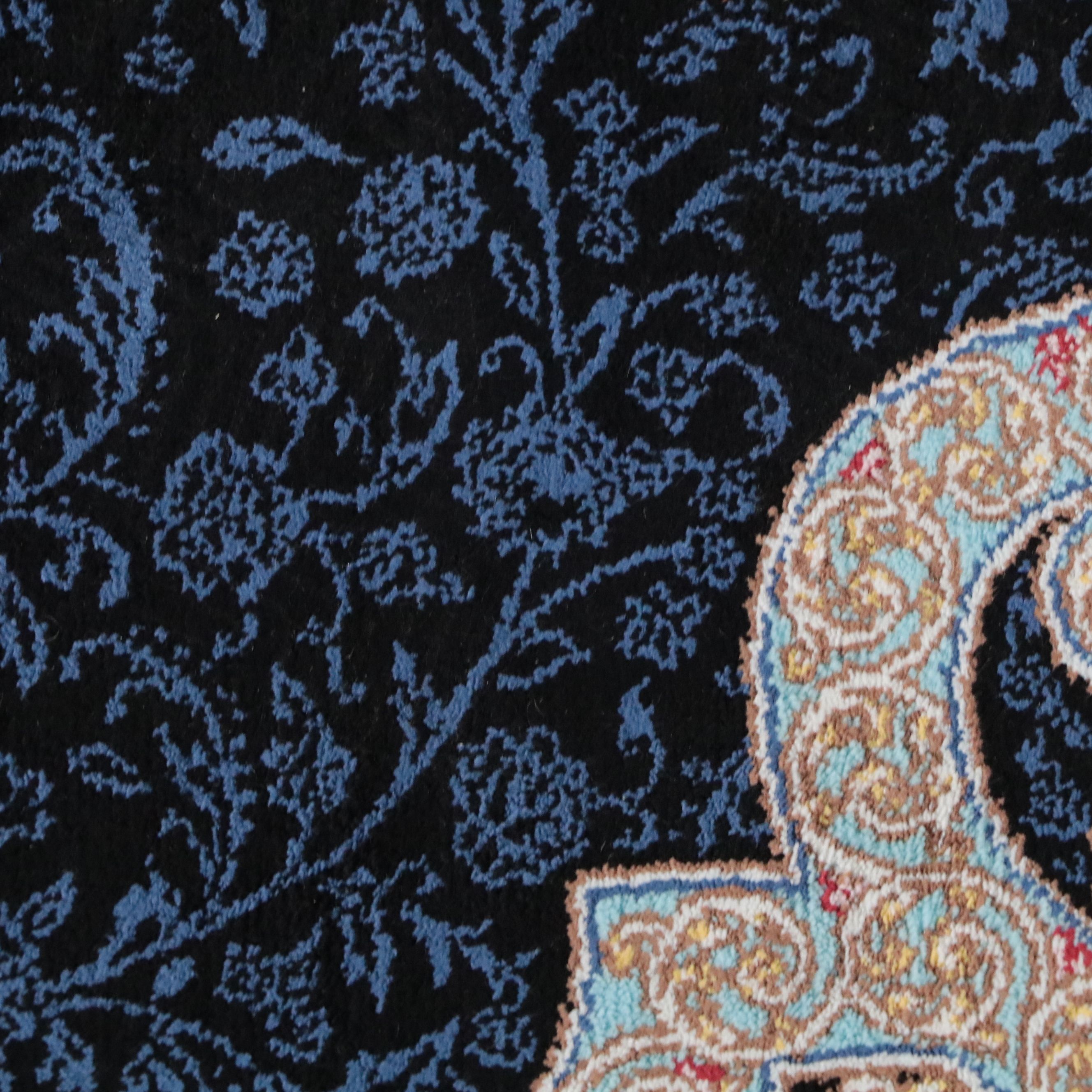 2'8 x 10'4 Machine Made Turkish Qom Silk Carpet Runner