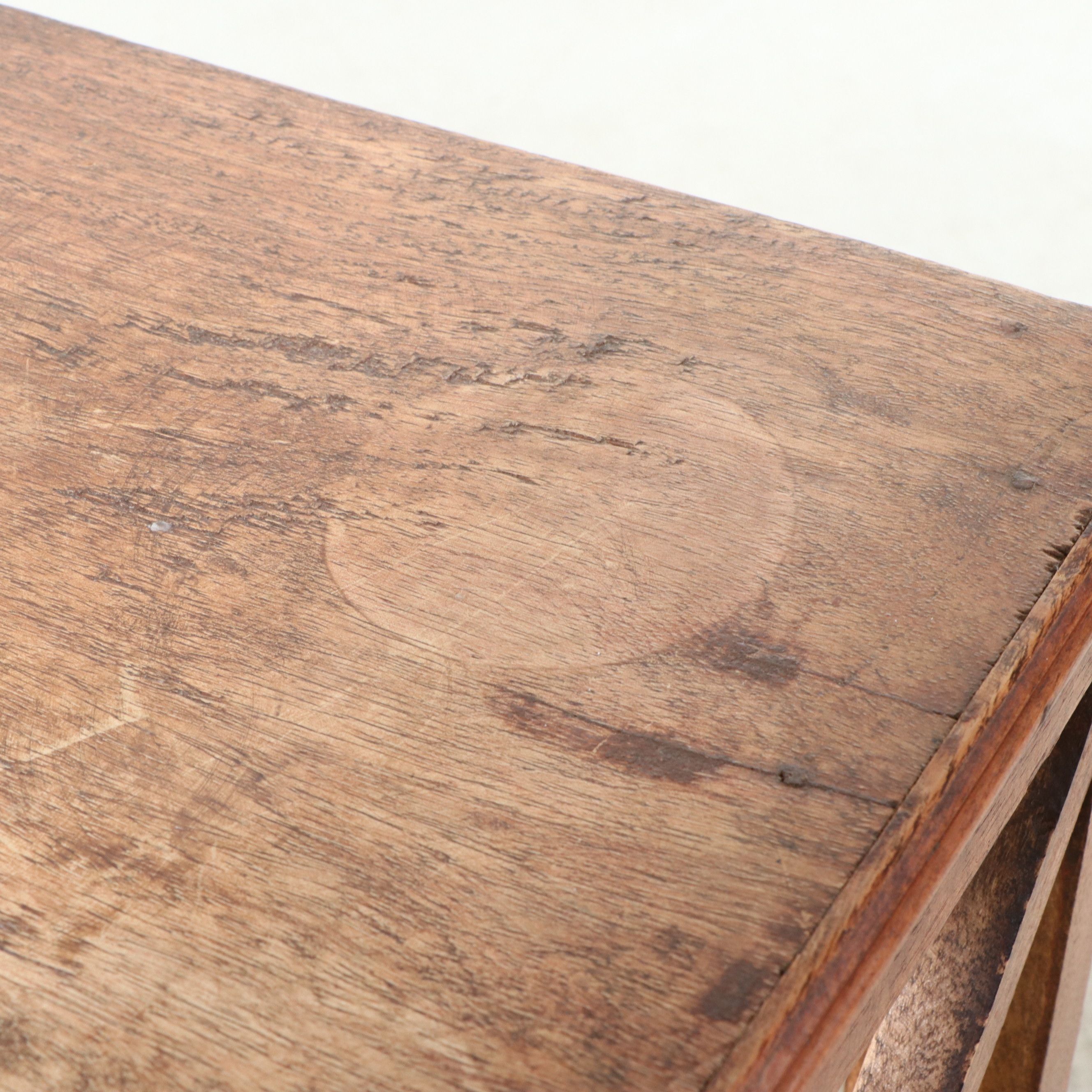 Regency Style Faux-Bamboo Carved Four-Tier Wood Étagère Bookcase