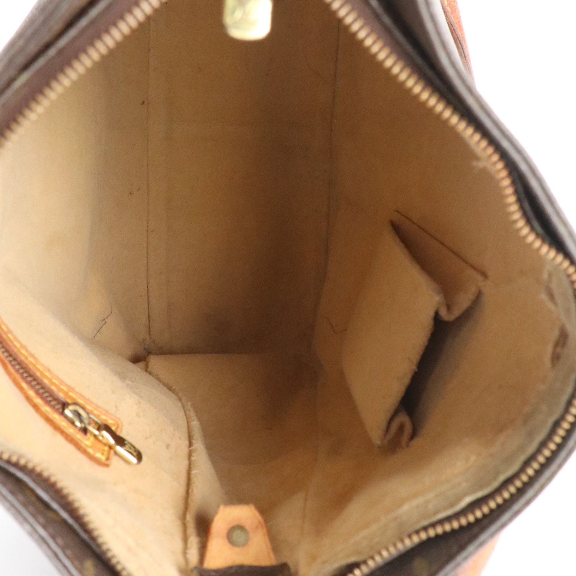 Louis Vuitton Looping GM Shoulder Bag in Monogram Canvas and Leather