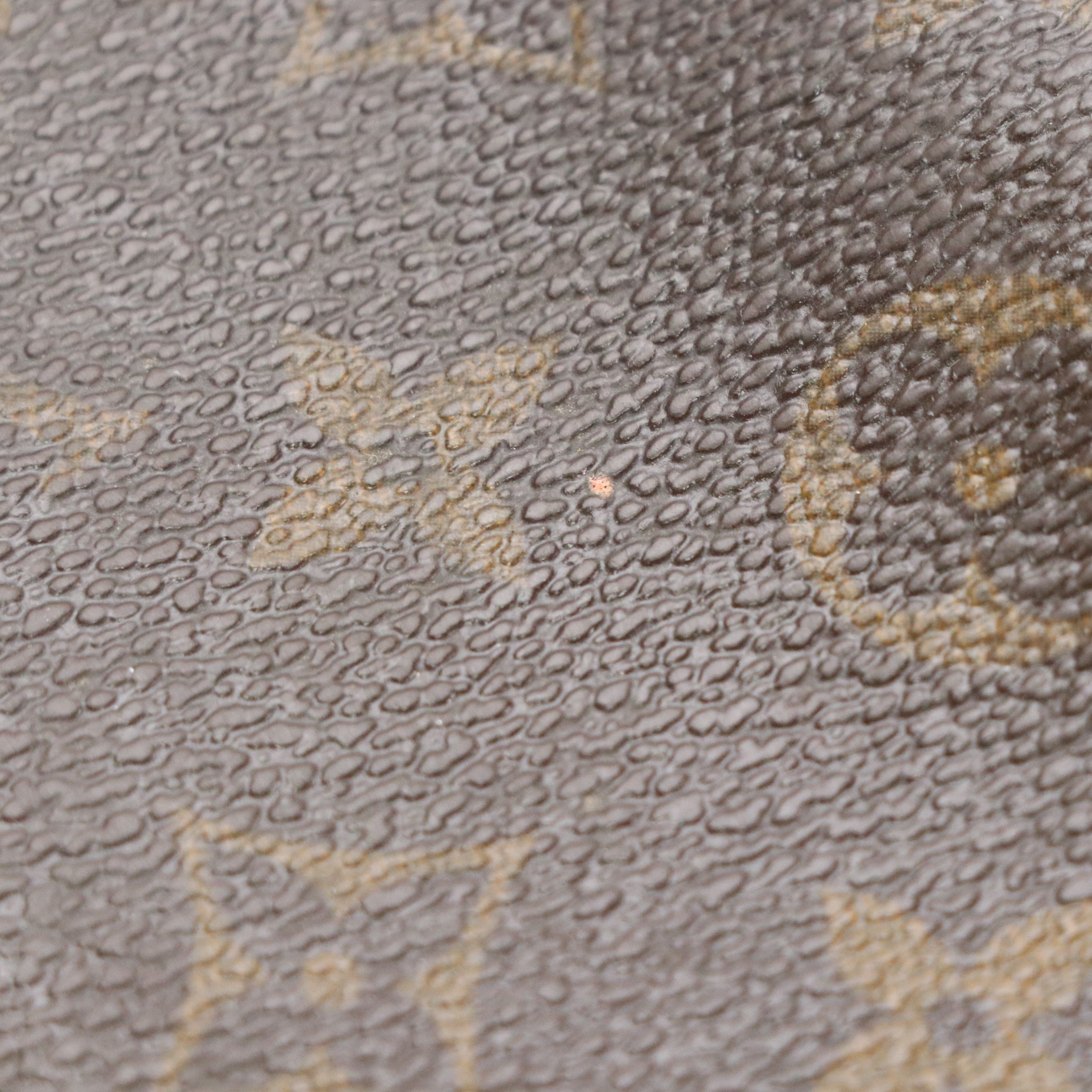 Louis Vuitton Looping GM Shoulder Bag in Monogram Canvas and Leather