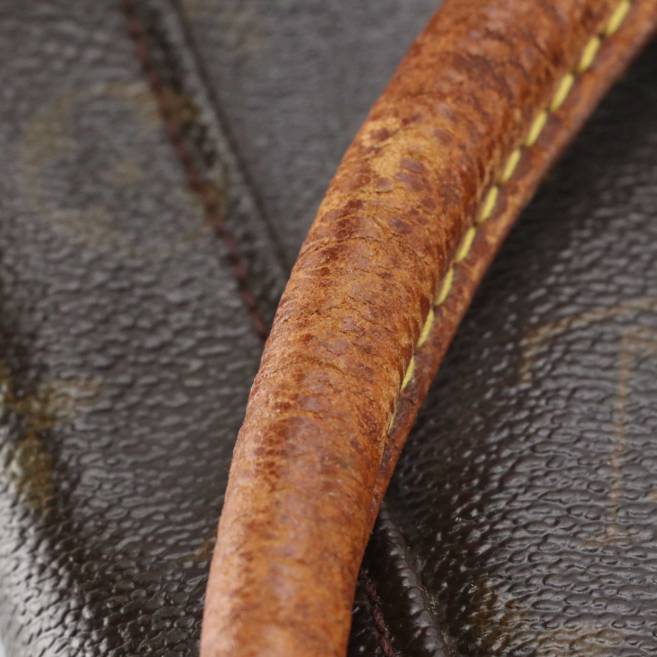 Louis Vuitton Looping GM Shoulder Bag in Monogram Canvas and Leather