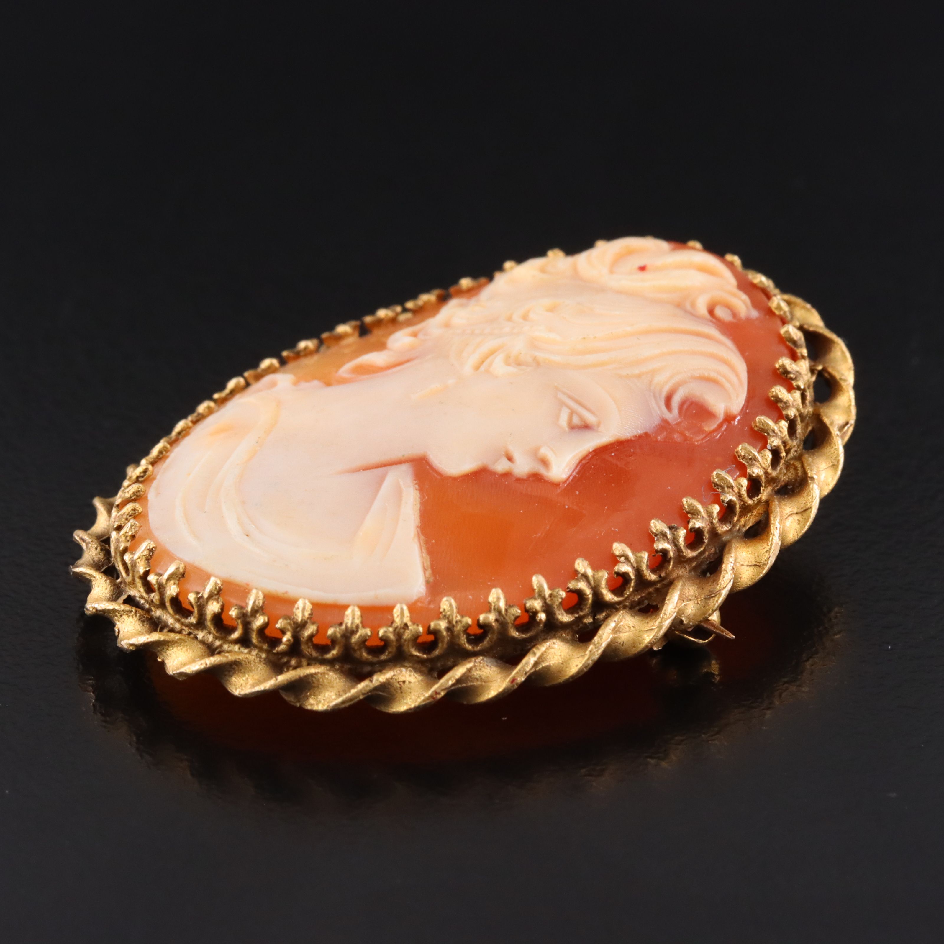 10K Shell Cameo Converter Brooch
