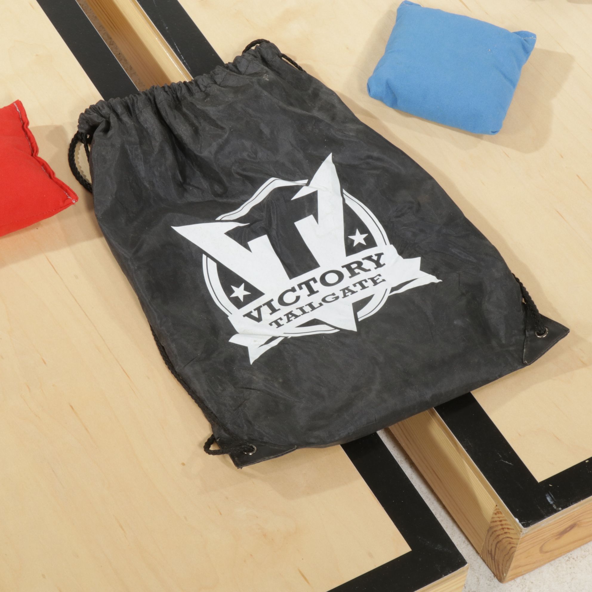 Victory Tailgate Cornhole Game set