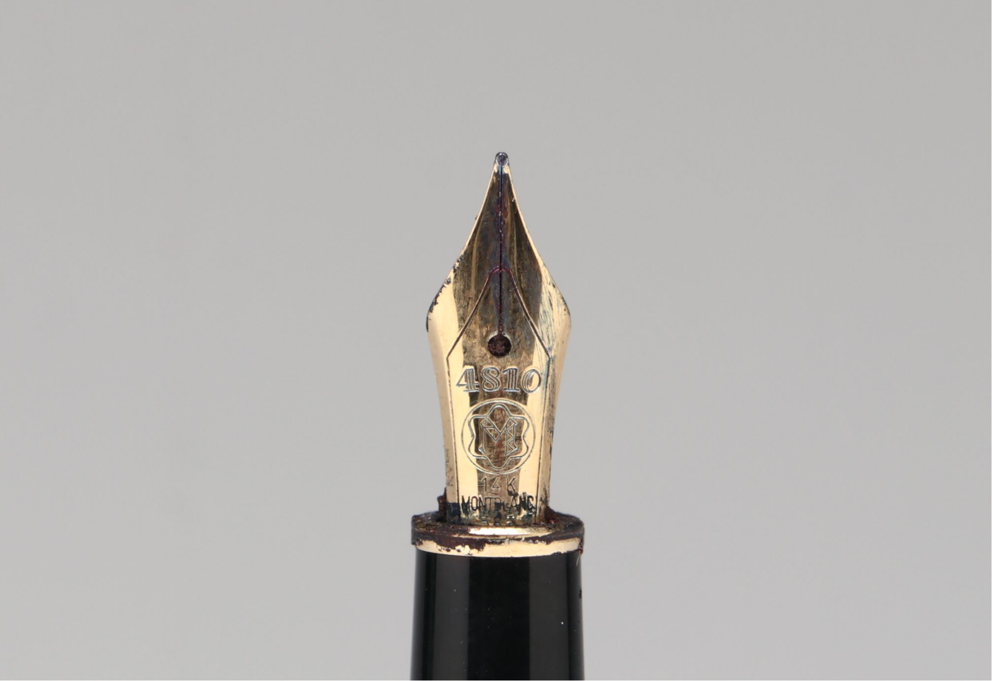 Montblanc "Meisterstück" Resin Fountain Pen