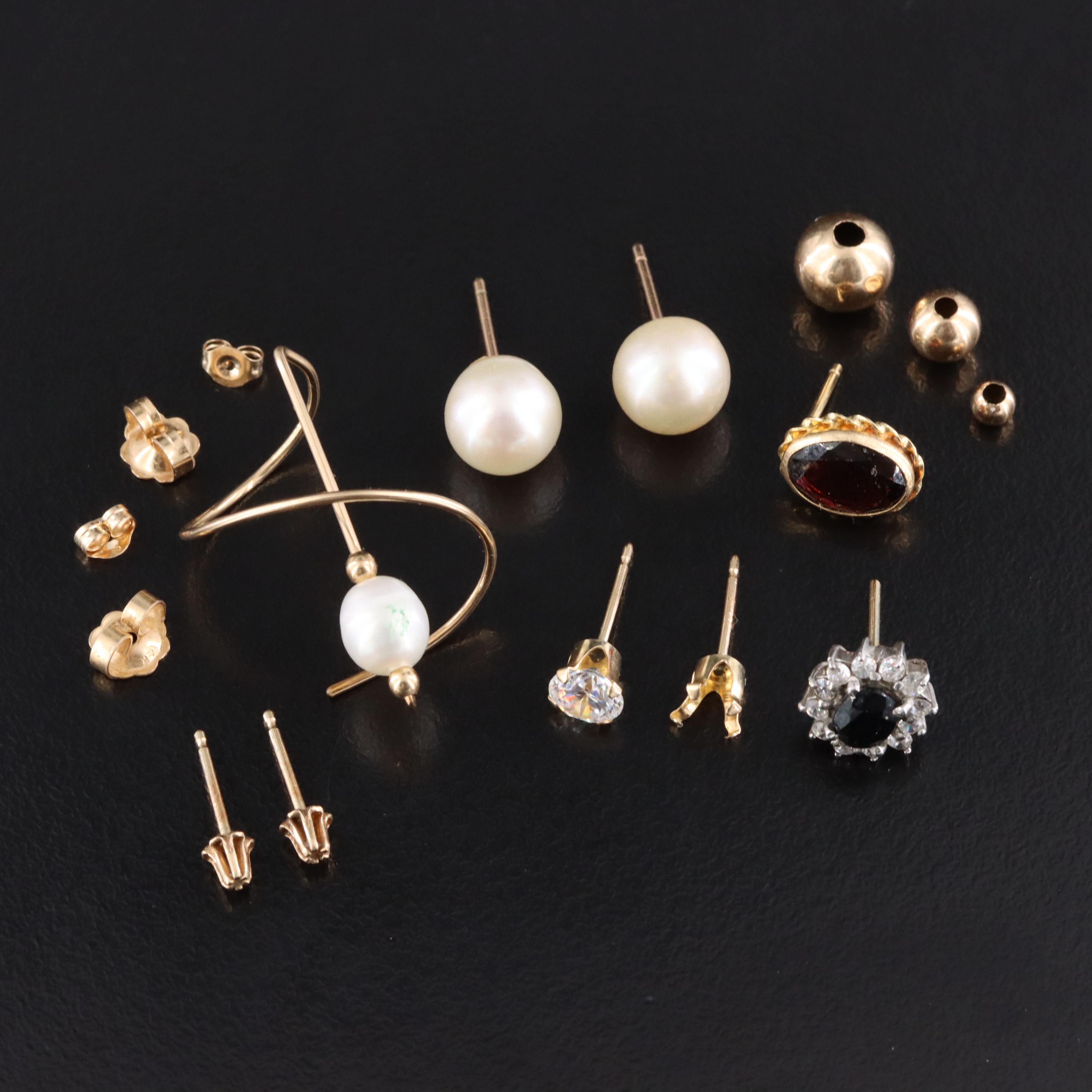 14K, 10K and Sterling Scrap Lot Featuring Garnet, Pearl, Sapphire