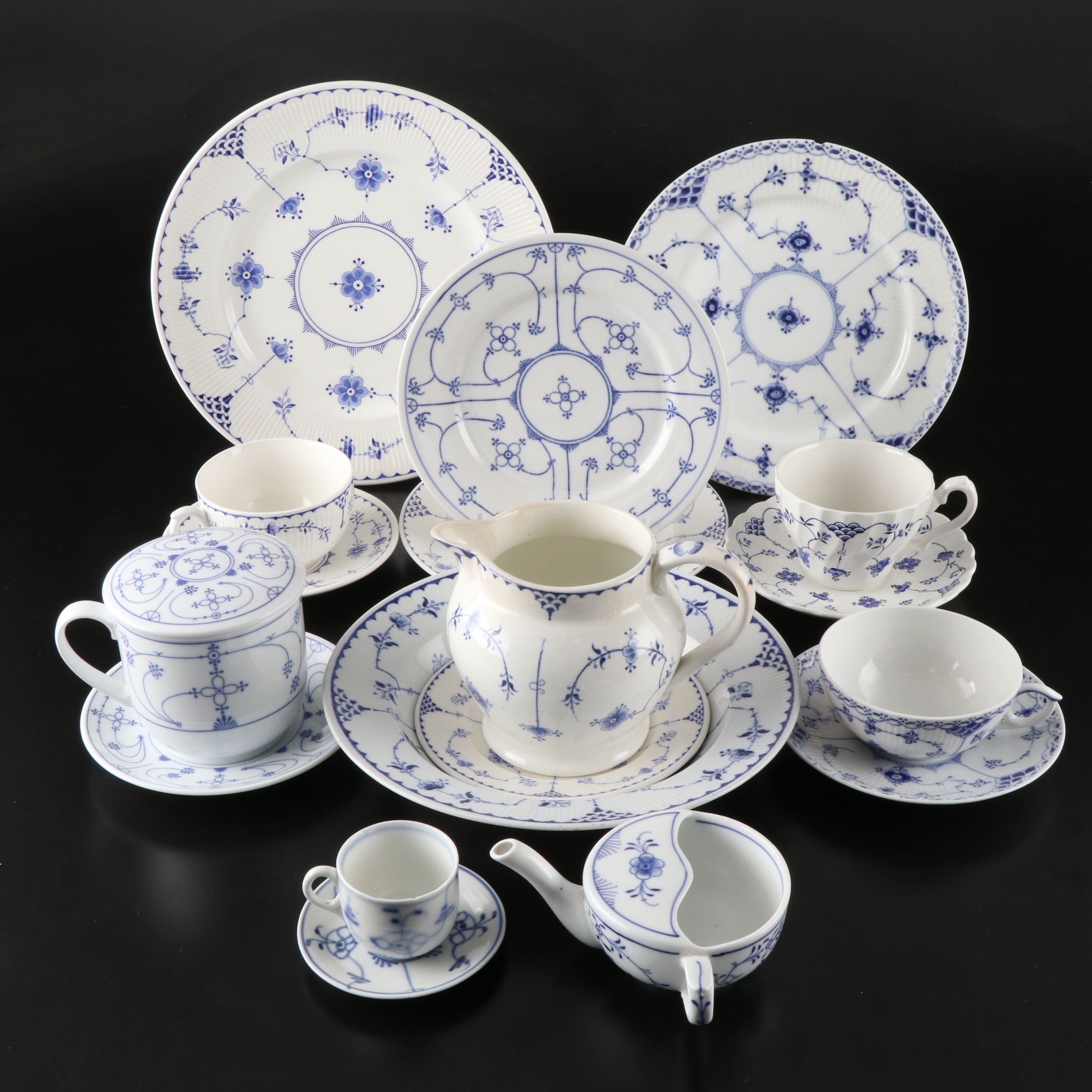 Royal Copenhagen "Blue Fluted Full Lace" Dinnerware with More Ceramic Serveware