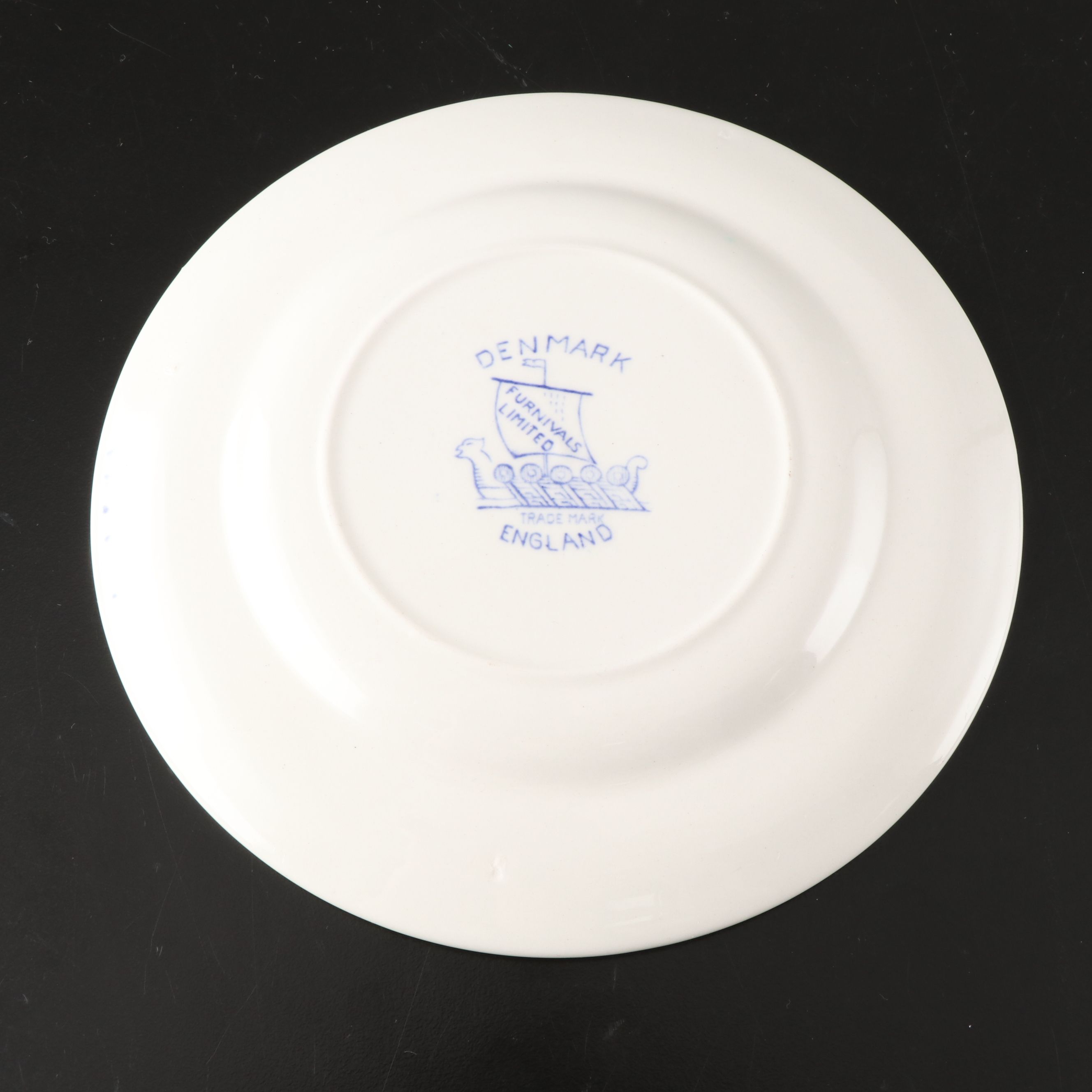 Royal Copenhagen "Blue Fluted Full Lace" Dinnerware with More Ceramic Serveware