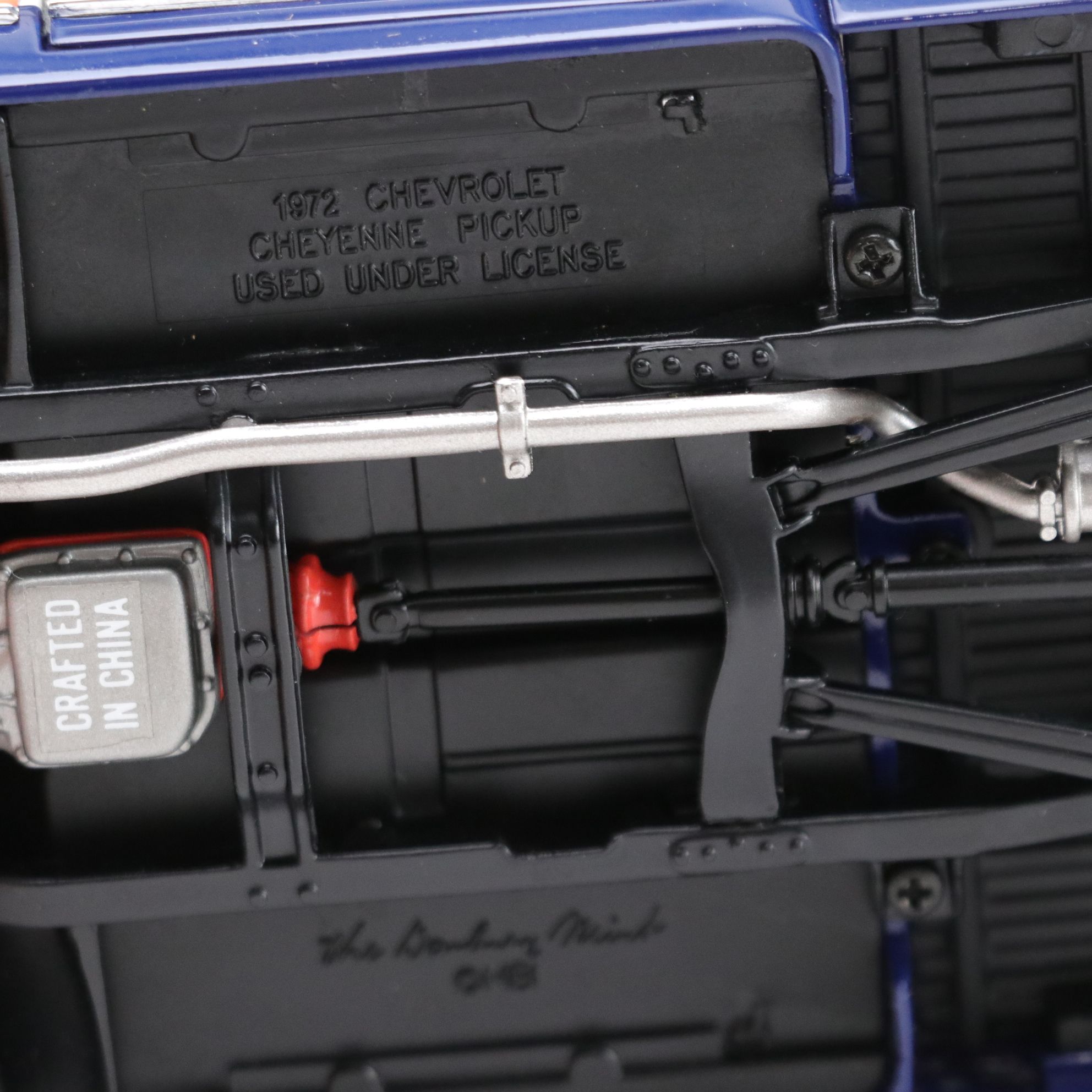 Danbury Mint Die Cast 1/27 "Broncos" 1972 Chevrolet Pickup with Ford F-350