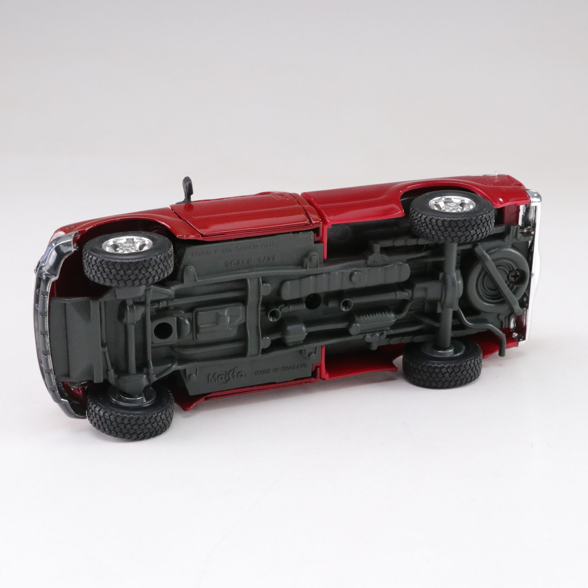 Danbury Mint Die Cast 1/27 "Broncos" 1972 Chevrolet Pickup with Ford F-350