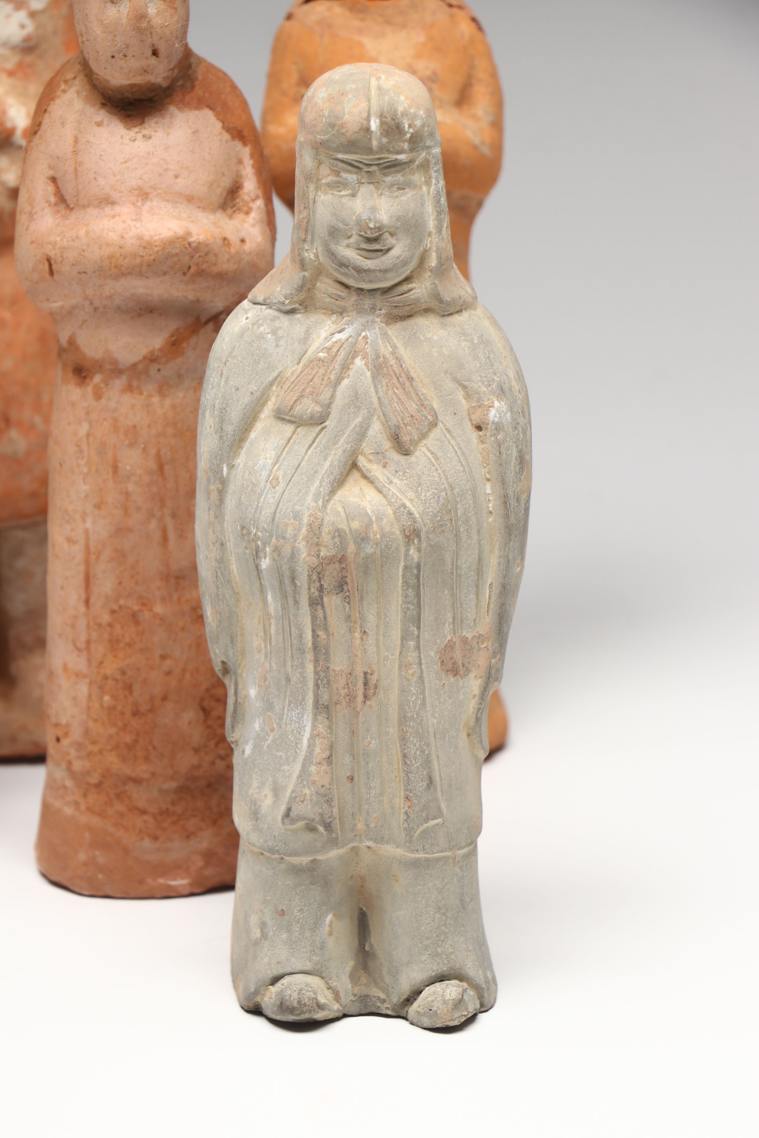 Ancient Chinese Style Ceramic Tomb Figures