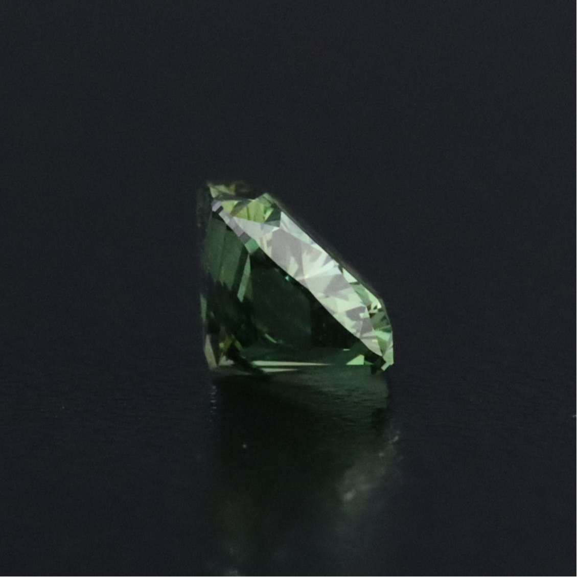 Loose 1.50 CT Lab Grown Fancy Vivid Green Diamond with IGI Report