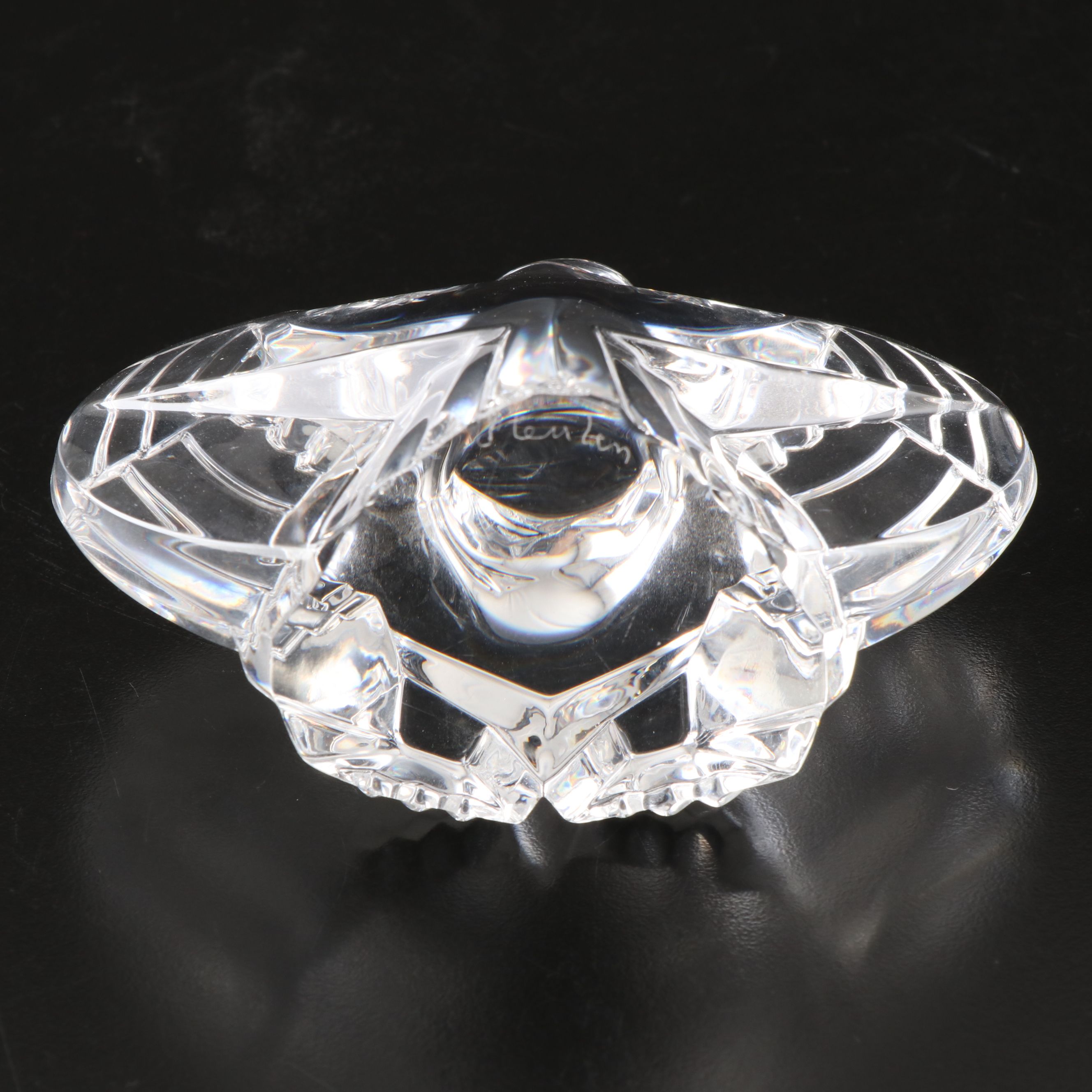 Steuben Art Glass "Eagle" Paperweight Designed by Lloyd Atkins, Late 20th C.