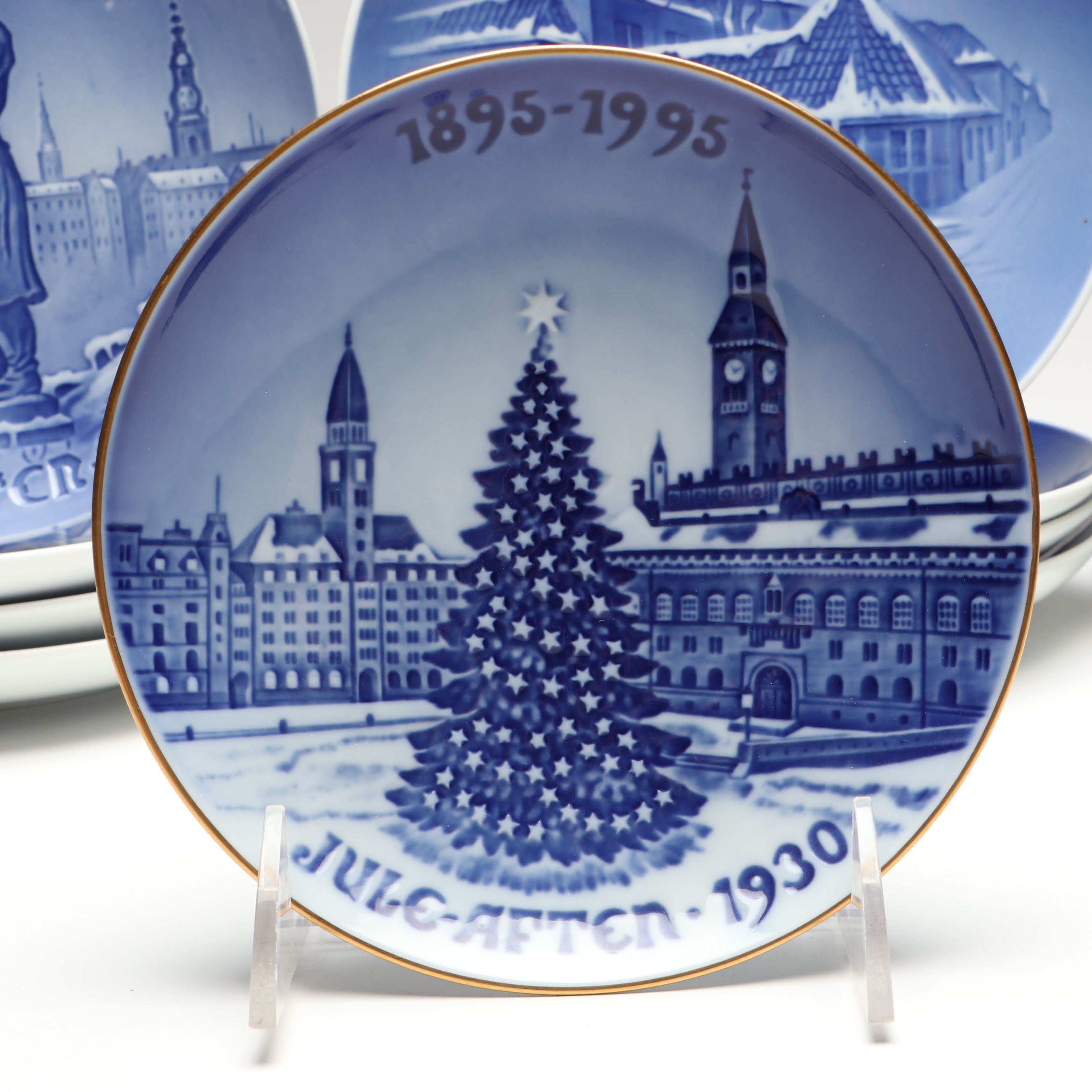 Bing & Grøndahl Porcelain Collector Plates Featuring "Julegrønden"