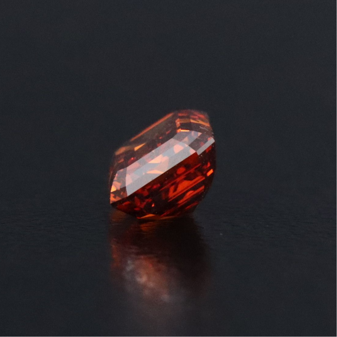 Loose 1.03 CT Lab Grown Fancy Vivid Orange Diamond with IGI Report