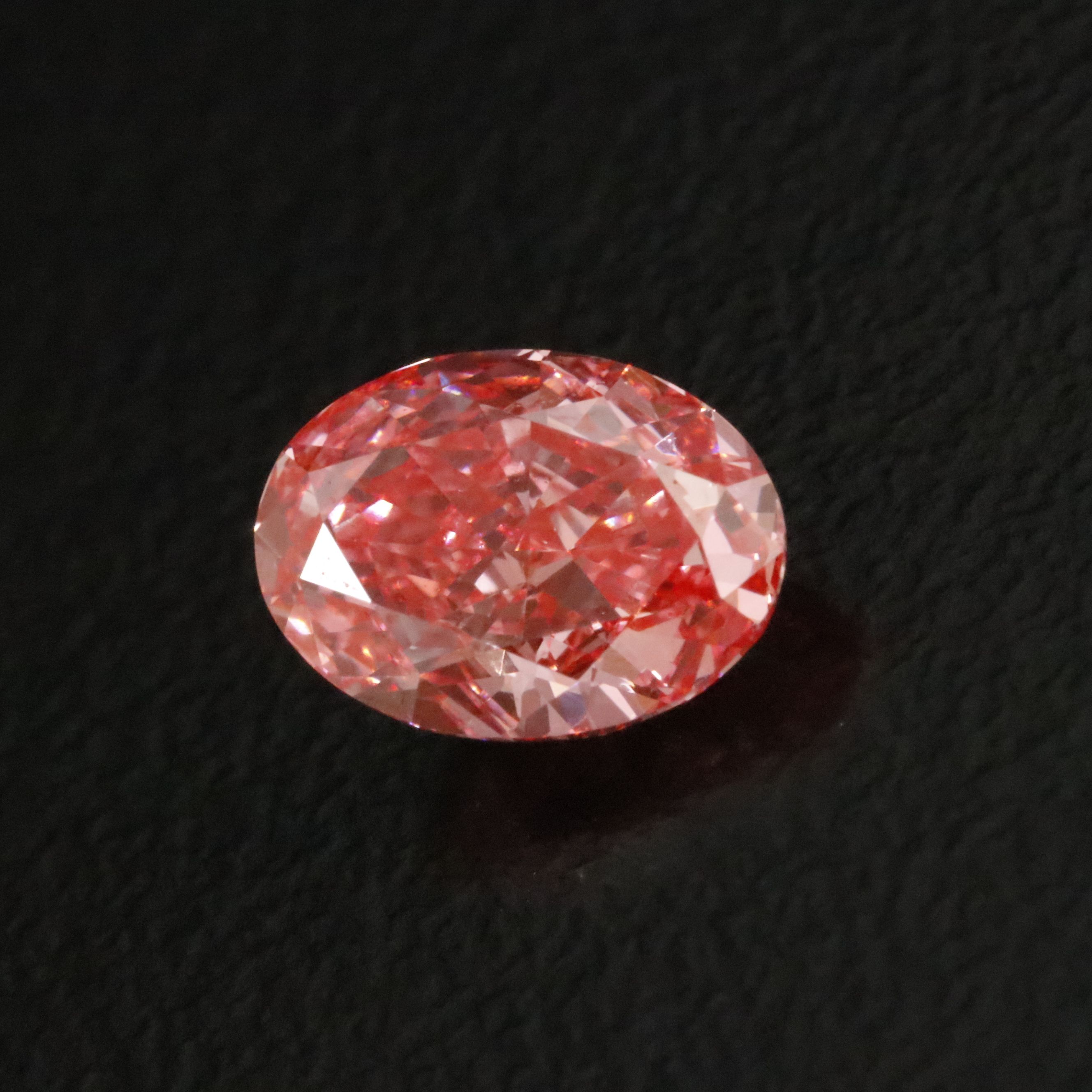 Loose 1.07 CT Lab Grown Fancy Vivid Pink Diamond with IGI Report