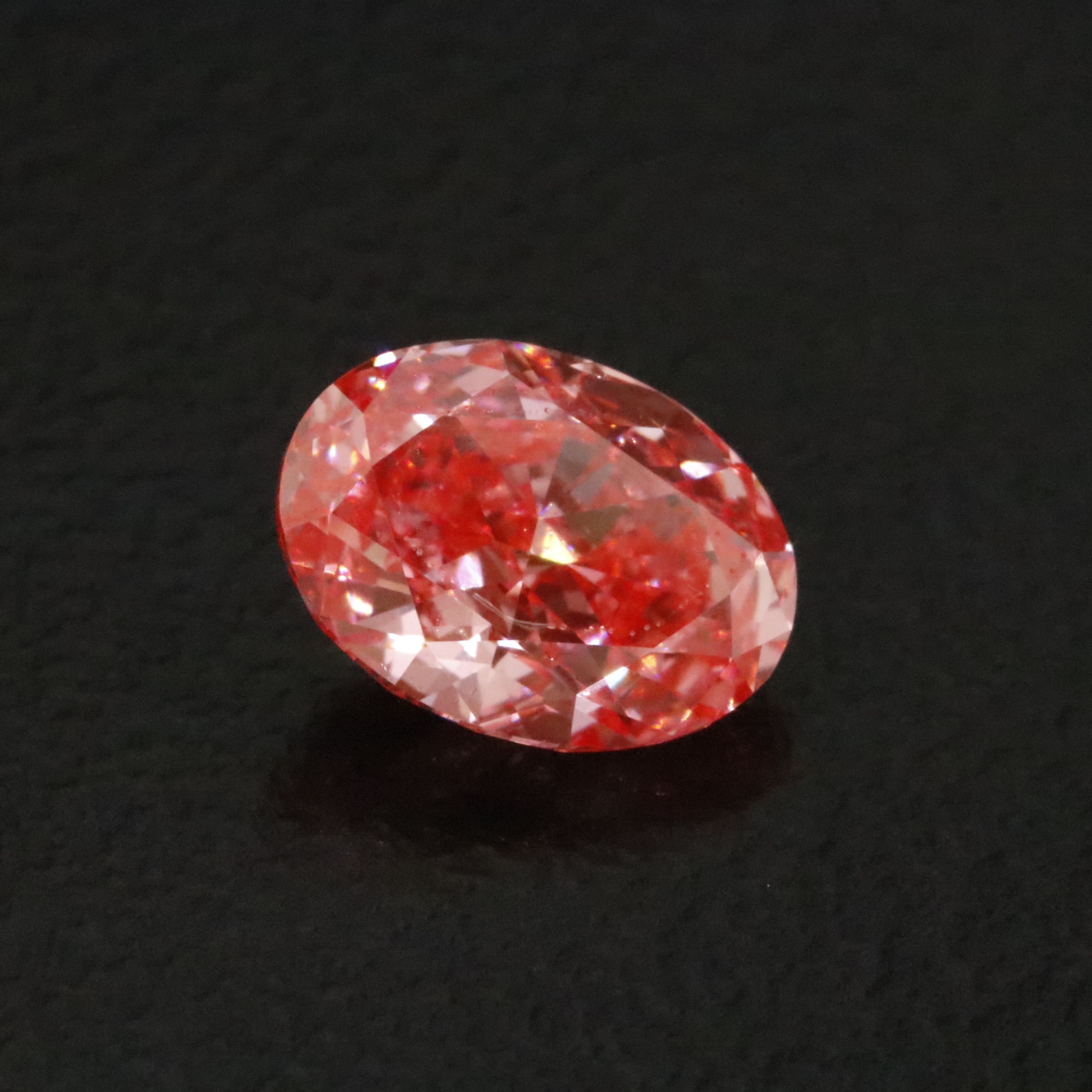Loose 1.07 CT Lab Grown Fancy Vivid Pink Diamond with IGI Report