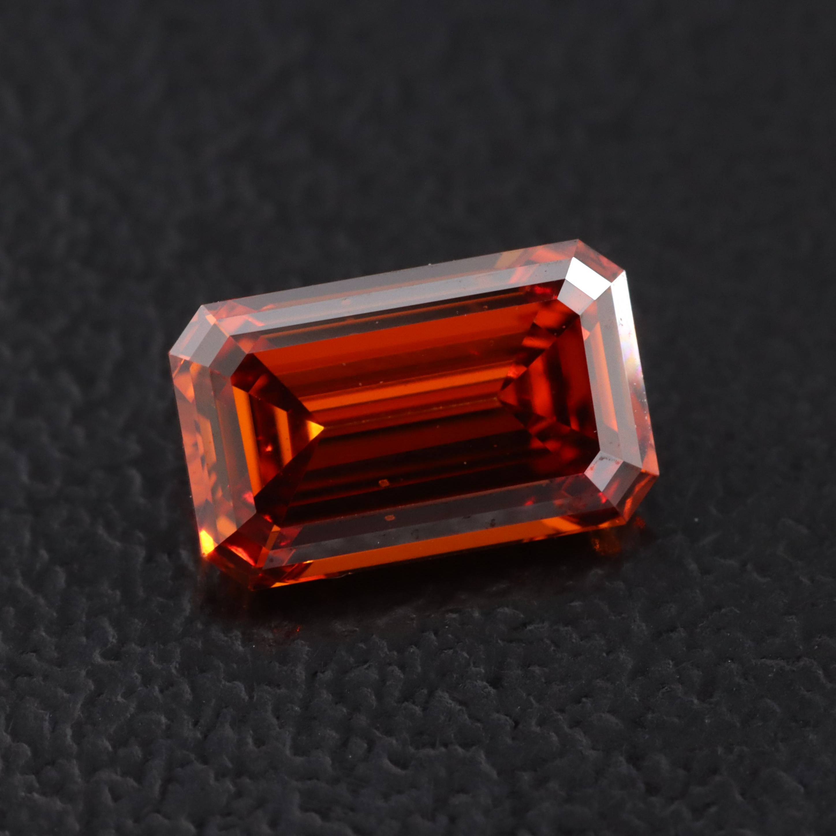 Loose 1.01 CT Lab Grown Fancy Vivid Orange Diamond with IGI Report