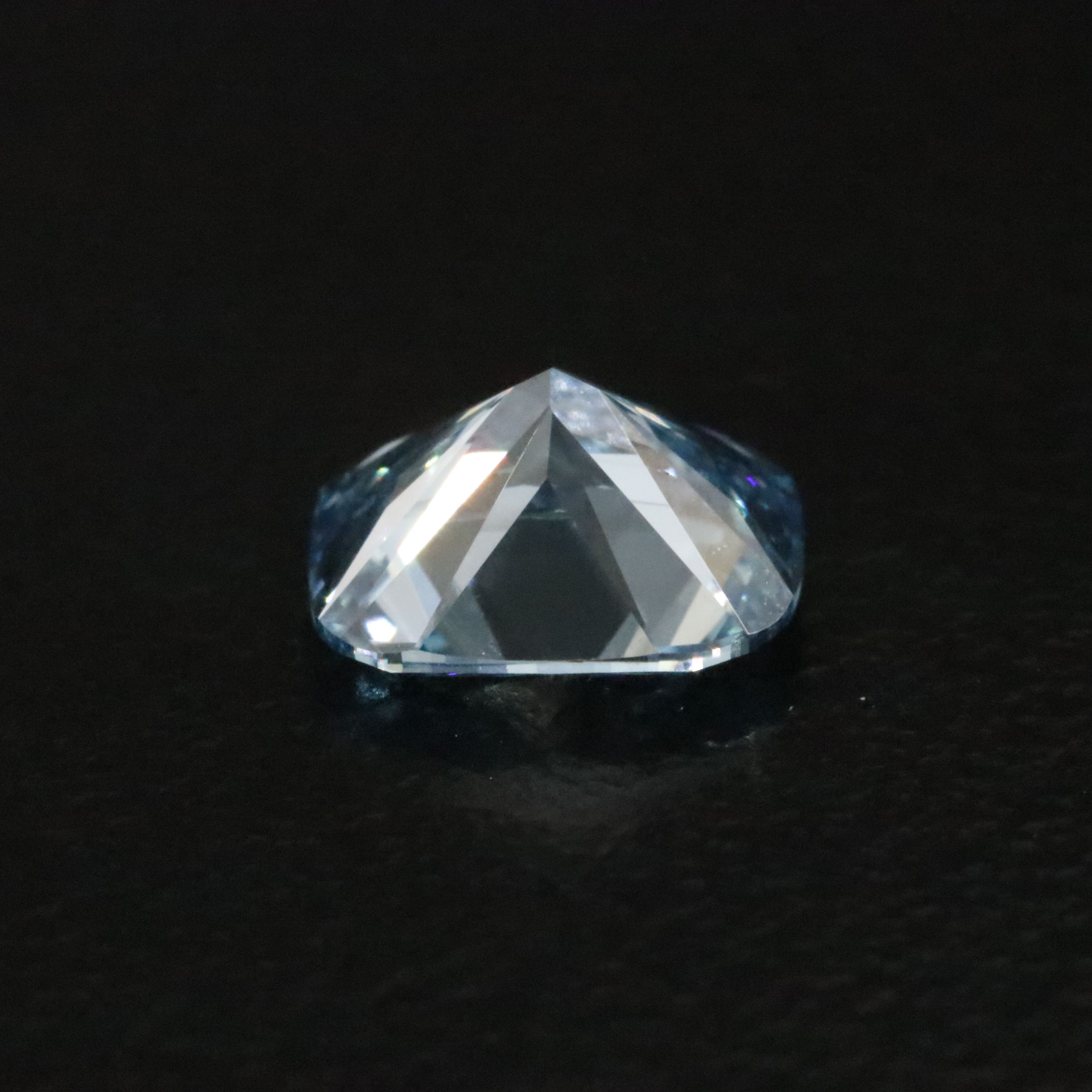 Loose 1.02 CT Lab Grown Fancy Vivid Blue Diamond with IGI Report