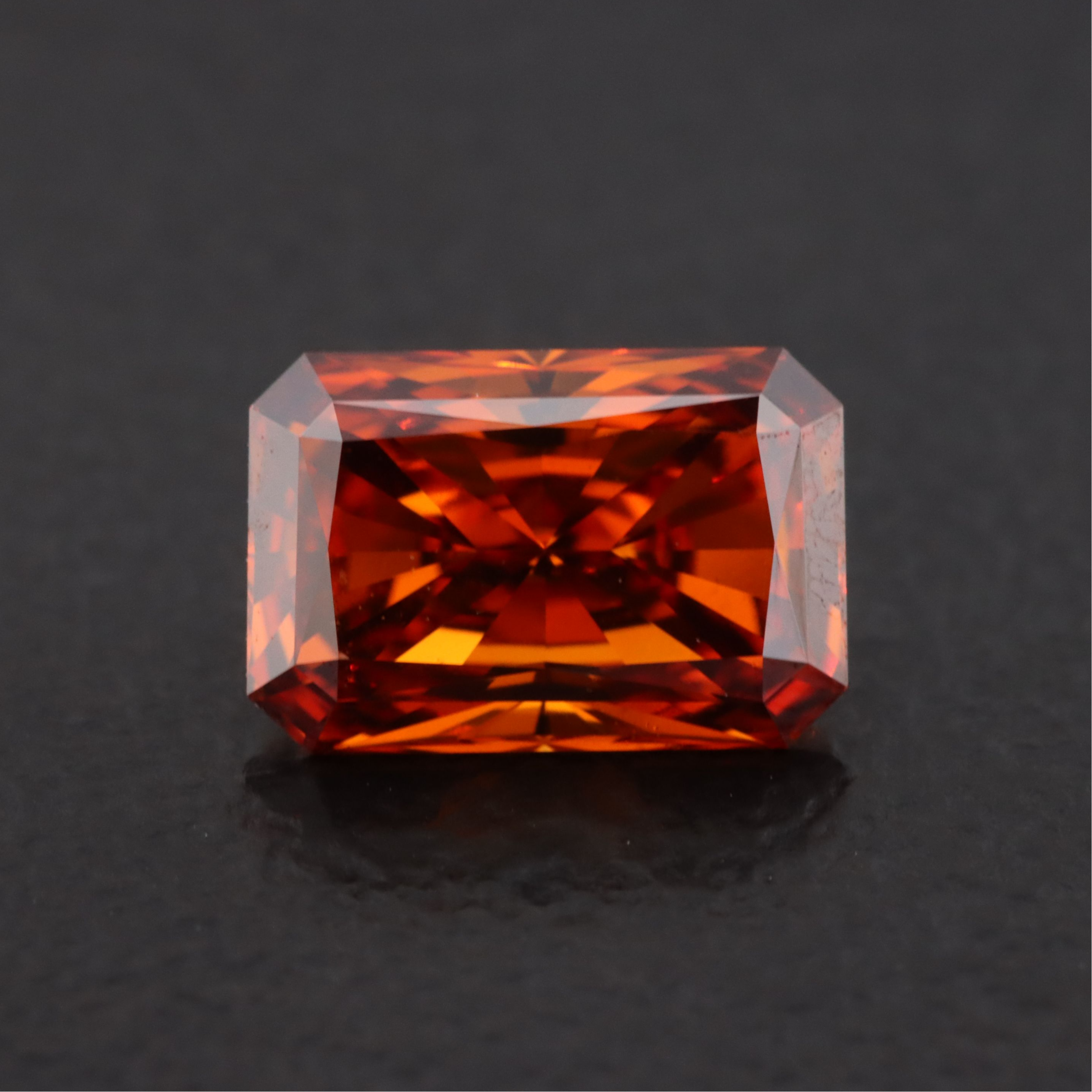 Loose 1.02 CT Lab Grown Fancy Vivid Orange Diamond with IGI Report