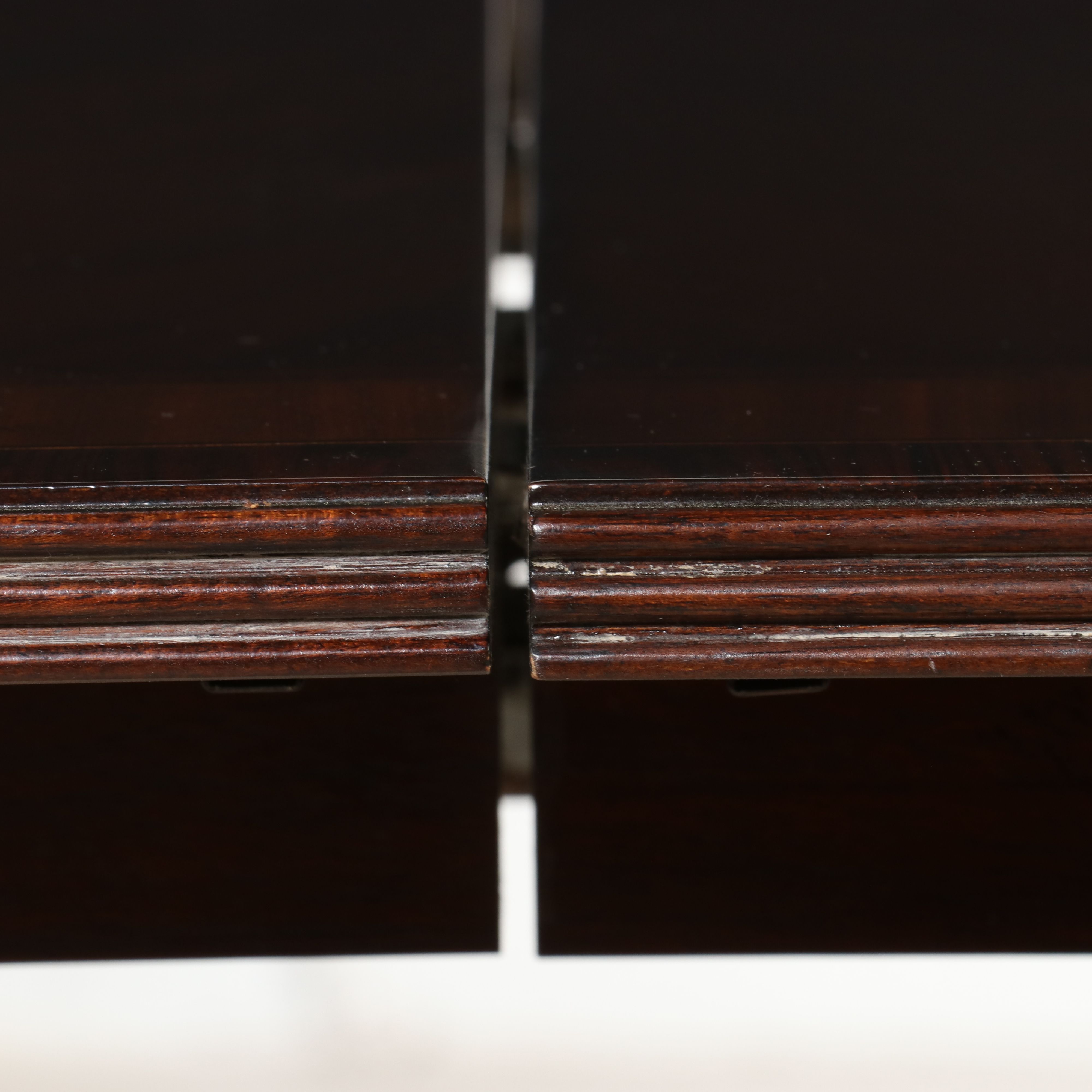 Drexel Heritage "Heirloom" Chippendale Style Dining Suite, Late 20th Century