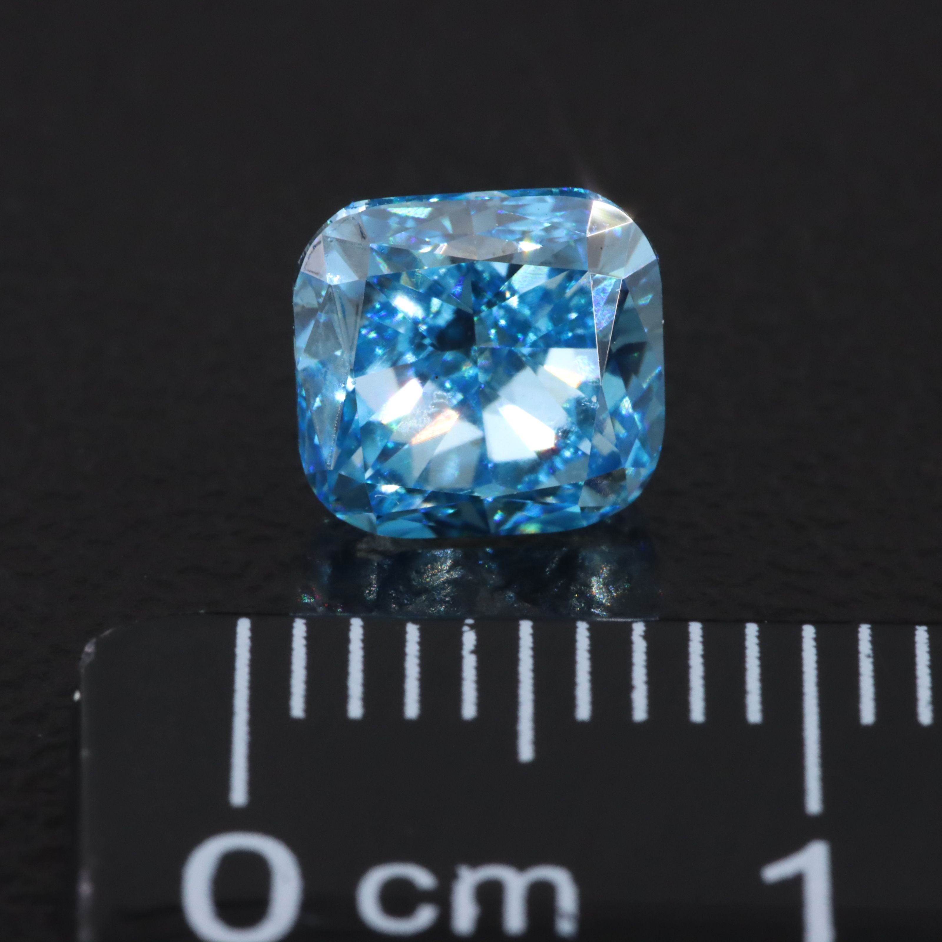 Loose 1.62 CT Lab Grown Fancy Vivid Blue Diamond with IGI Report