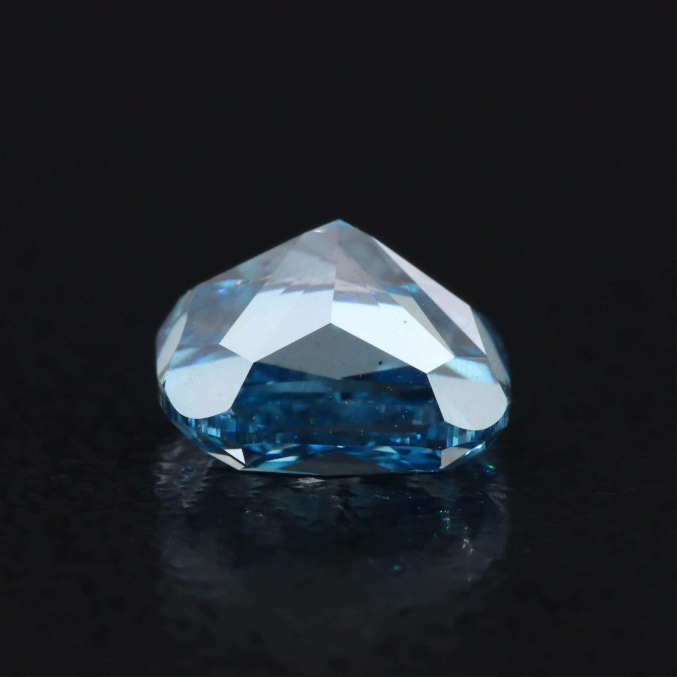 Loose 1.62 CT Lab Grown Fancy Vivid Blue Diamond with IGI Report