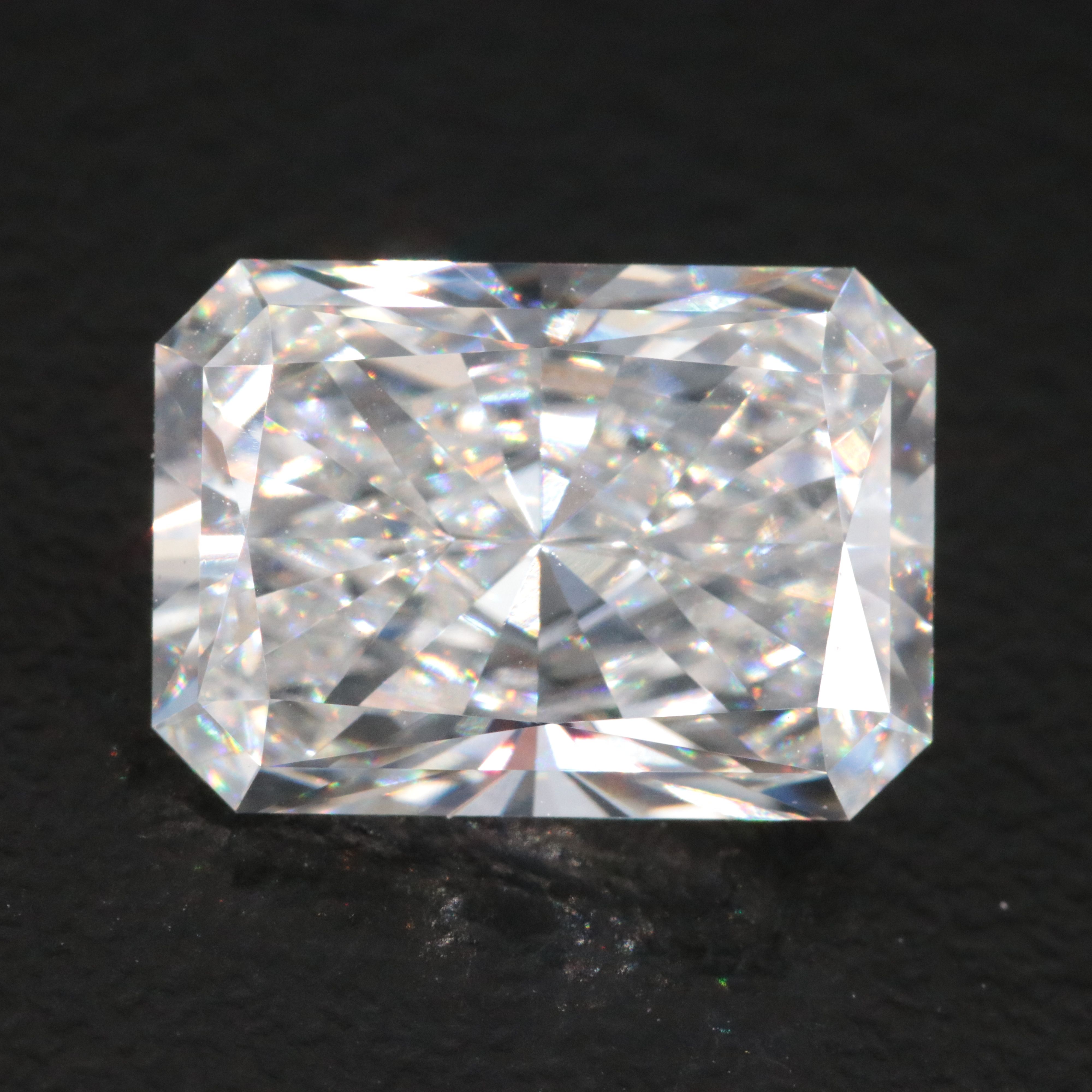 Loose 3.88 CT Lab Grown Diamond with IGI Report