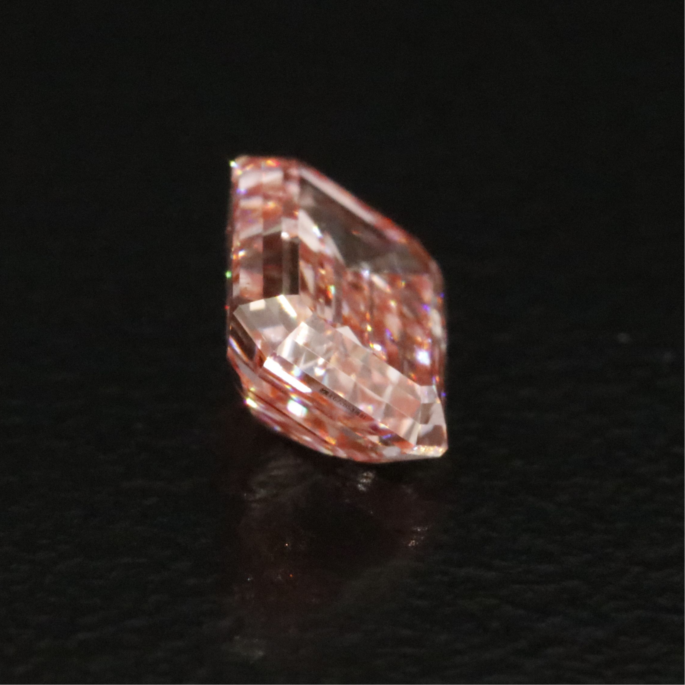 Loose 1.01 CT Lab Grown Fancy Vivid Pink Diamond with IGI Report