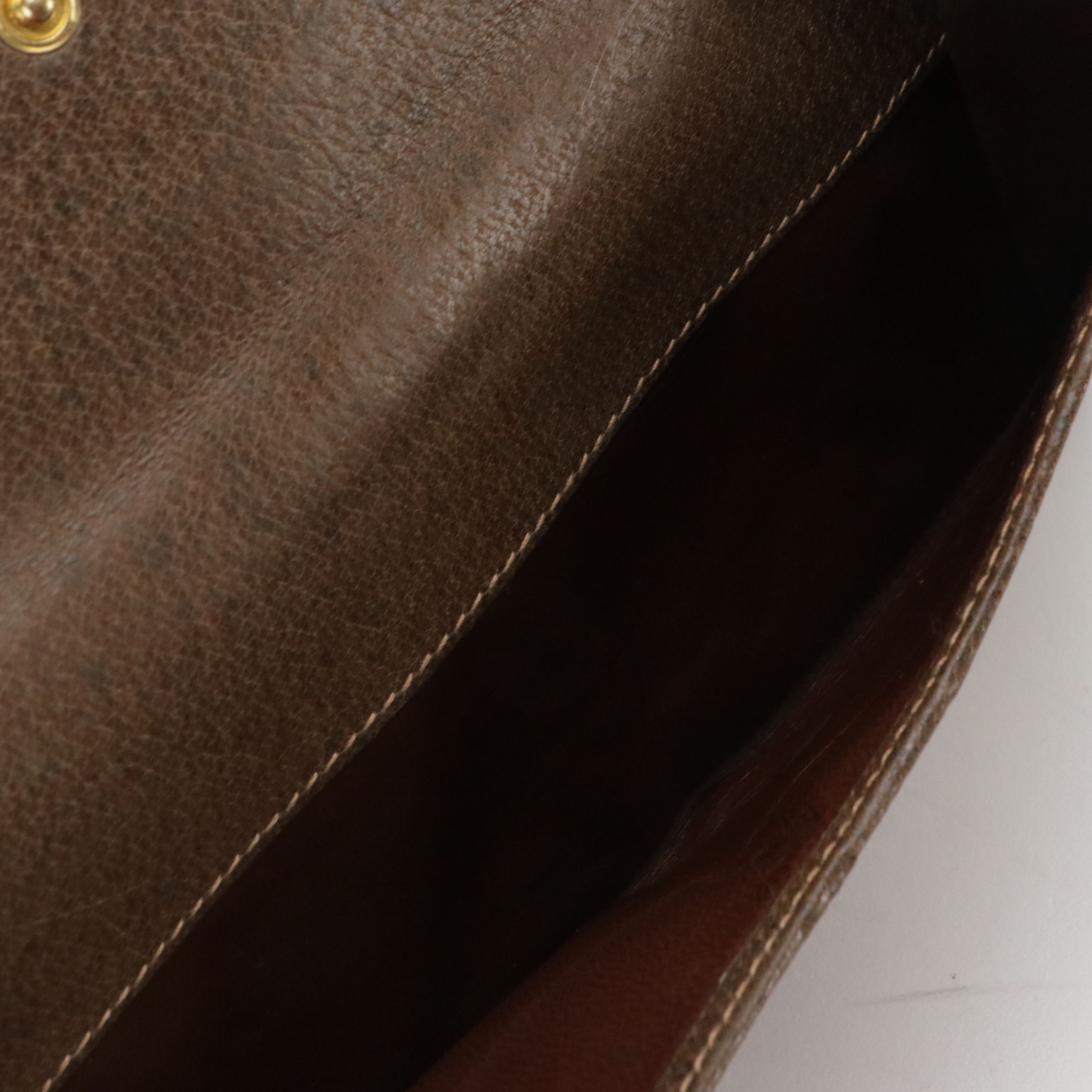 Gucci Accessory Collection Web Stripe Wallet in GG Supreme Canvas with Box