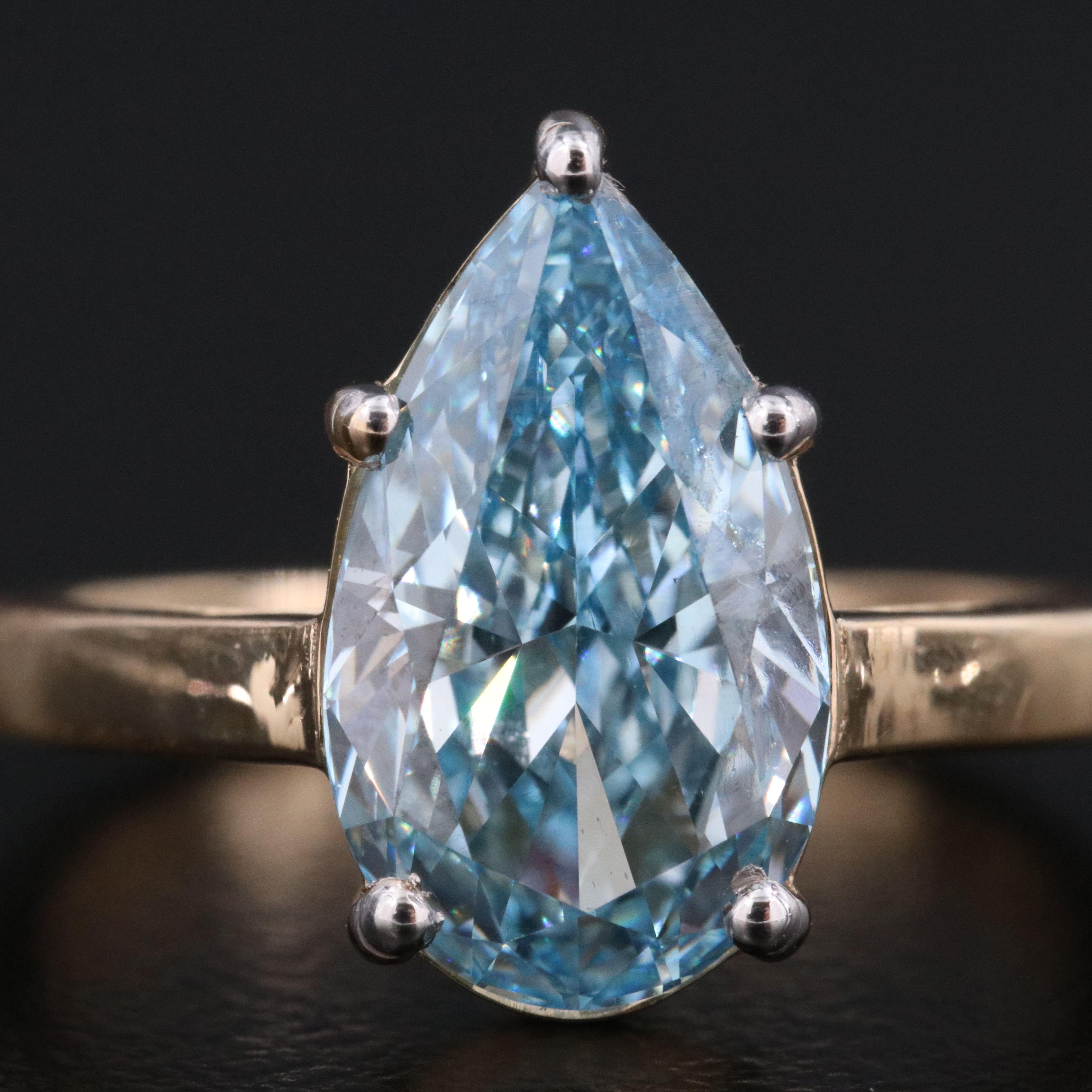 18K 3.17 CTW Lab Grown Fancy Vivid Blue Diamond Ring with IGI Report