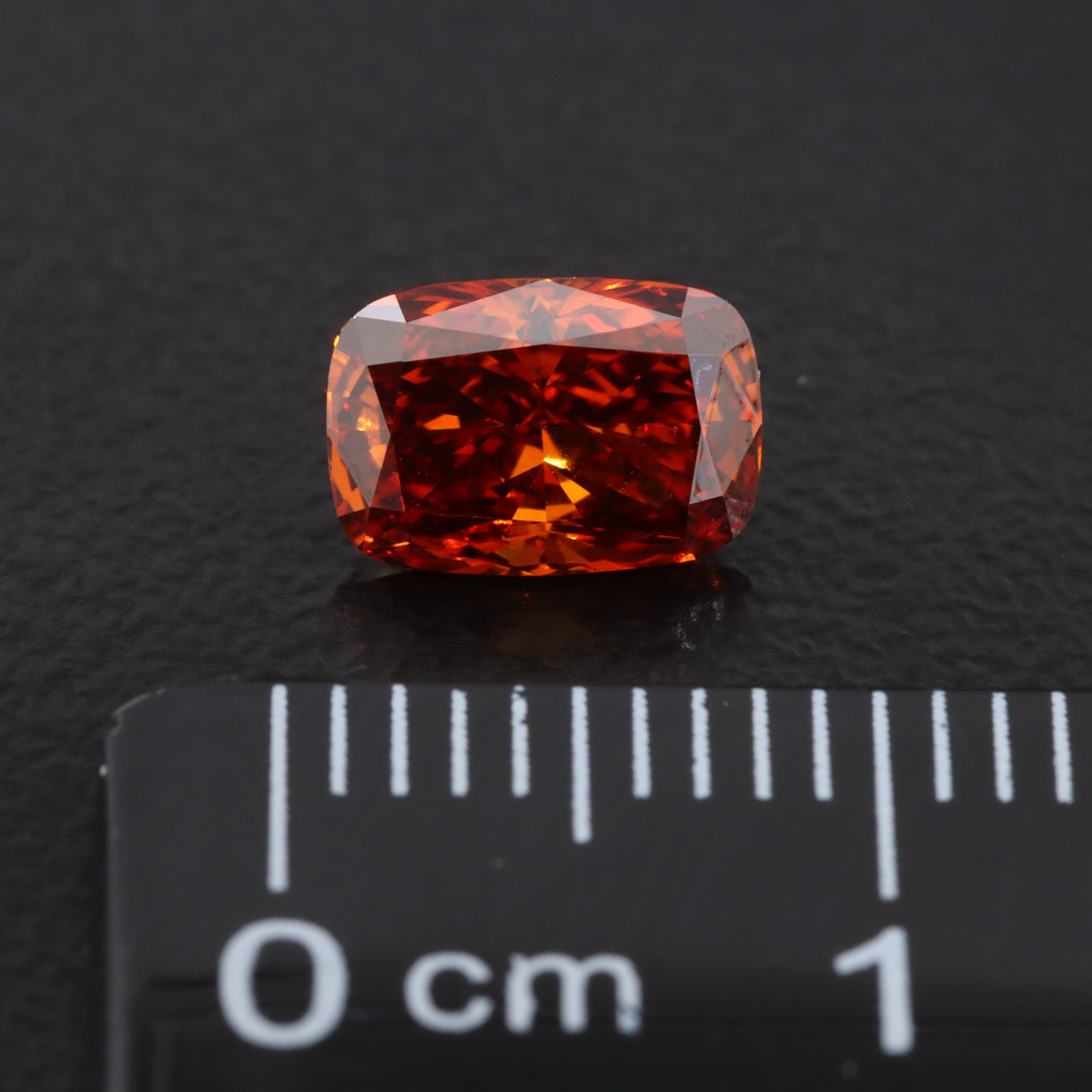Loose 1.02 CT Lab Grown Fancy Vivid Orange Diamond with IGI Report