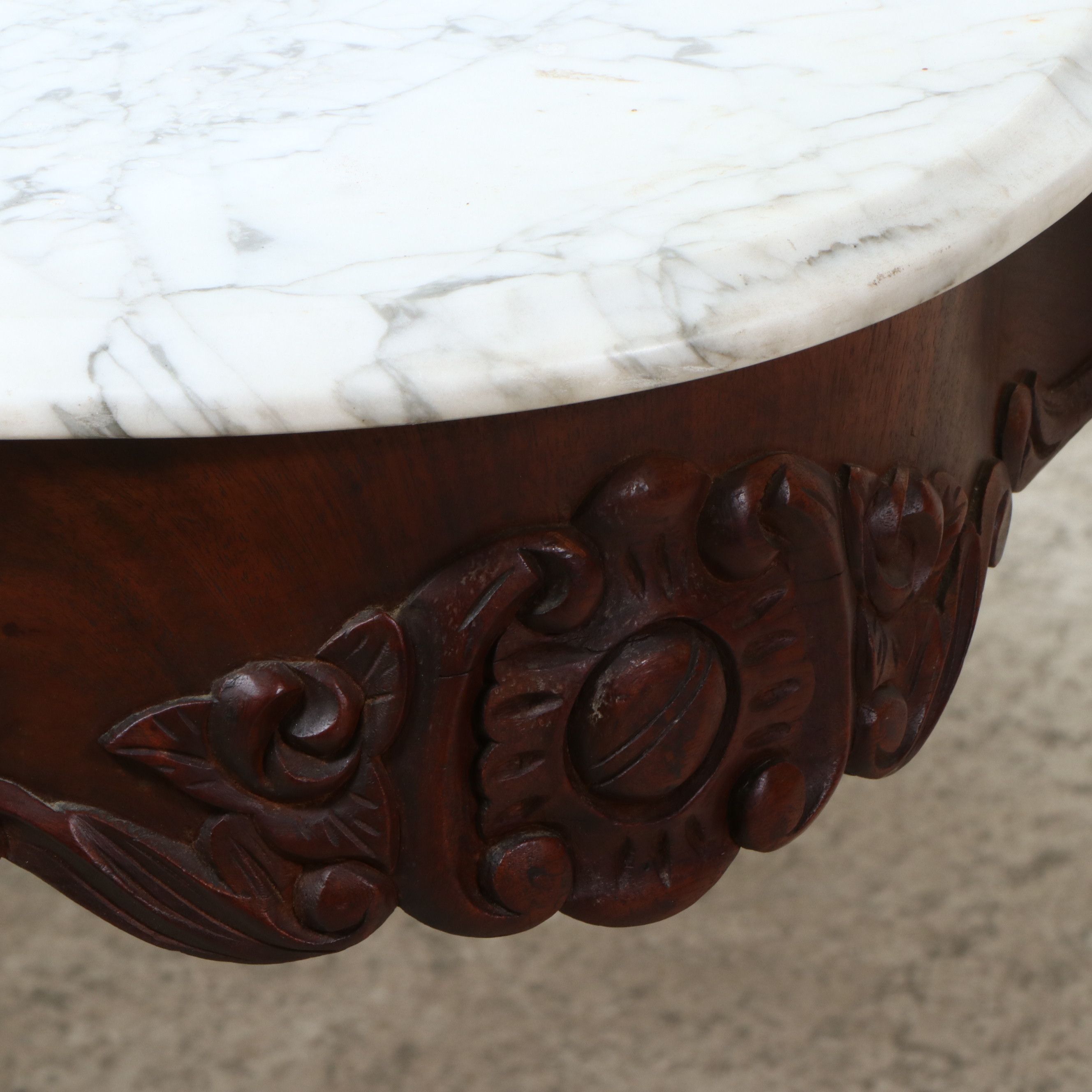 American Victorian Rococo Revival Mahogany and Marble Center Table