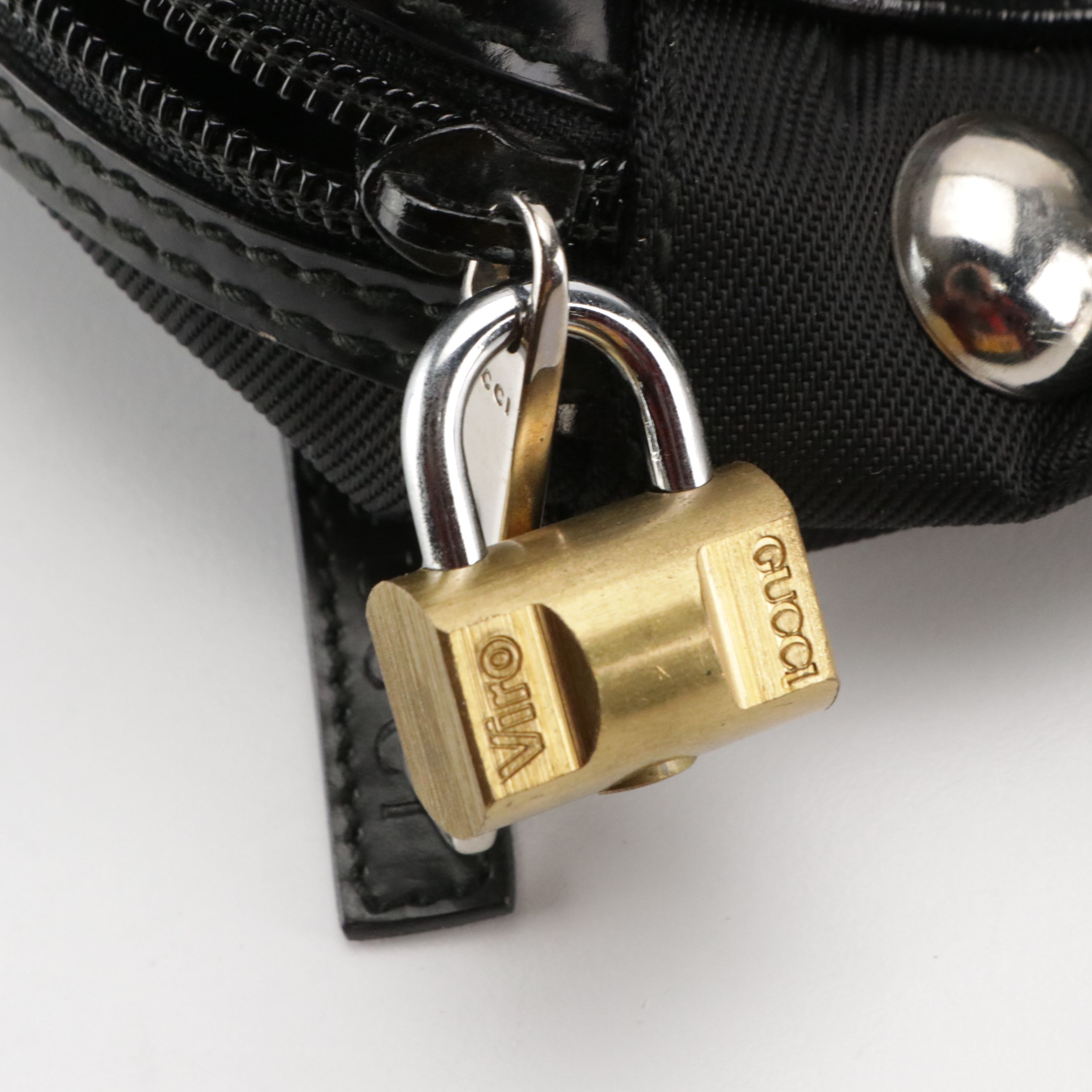 Gucci Double Compartment Top Handle Travel Bag in Black Nylon Canvas and Leather