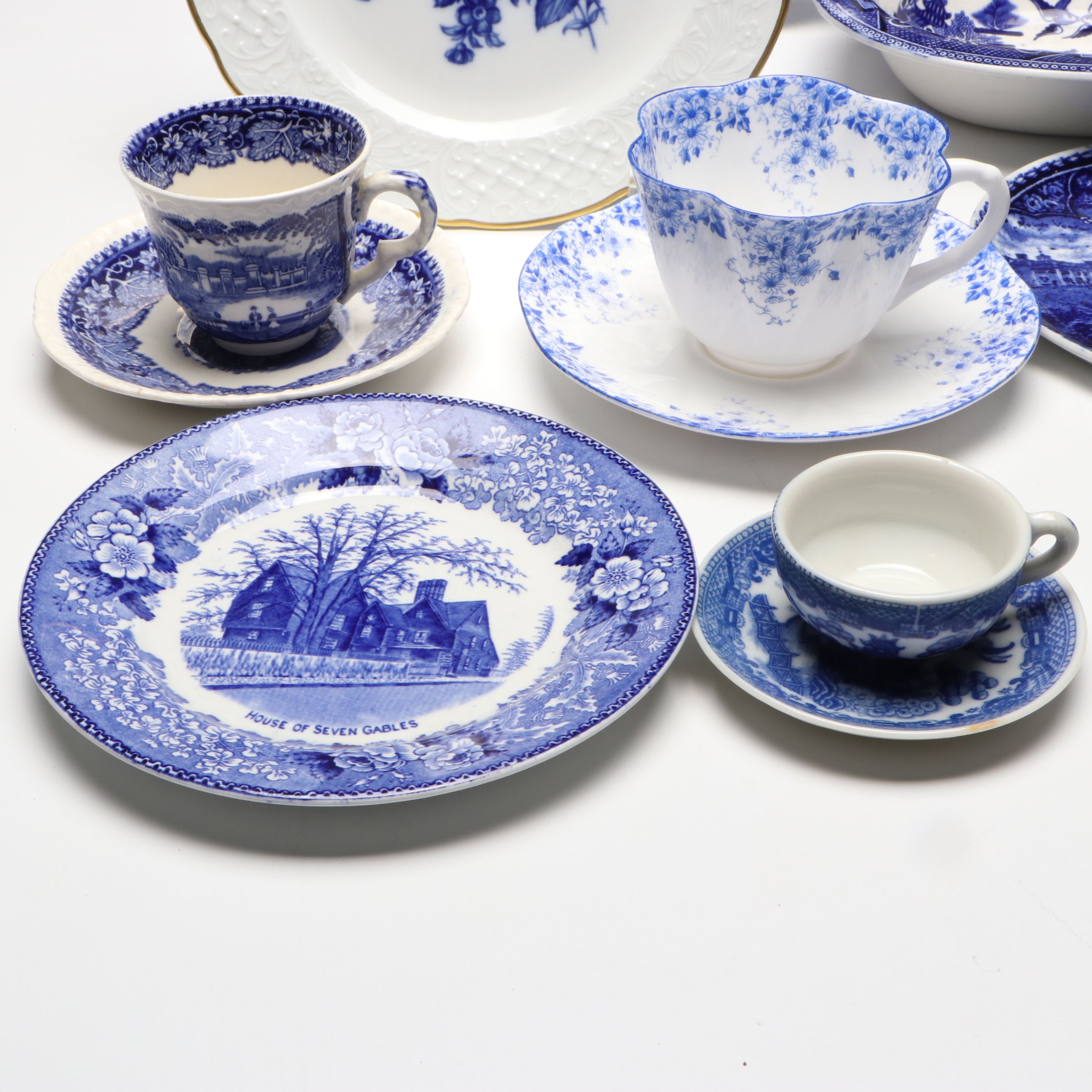 Rörstrand First Limited Edition Mother's Day Series Collectors Plate and More