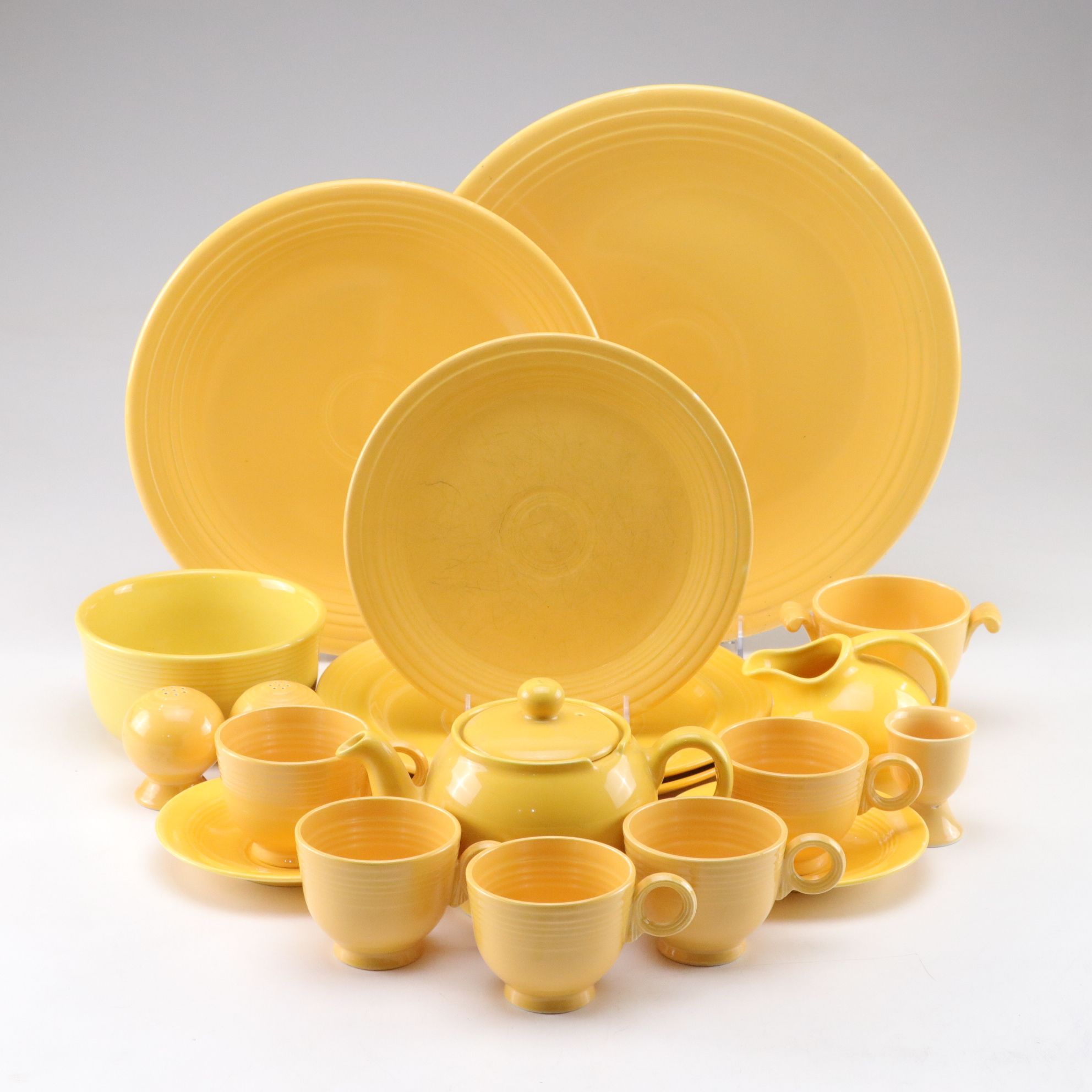 Homer Laughlin "Fiesta Ware" Yellow Dinner Set With Vintage Teapot