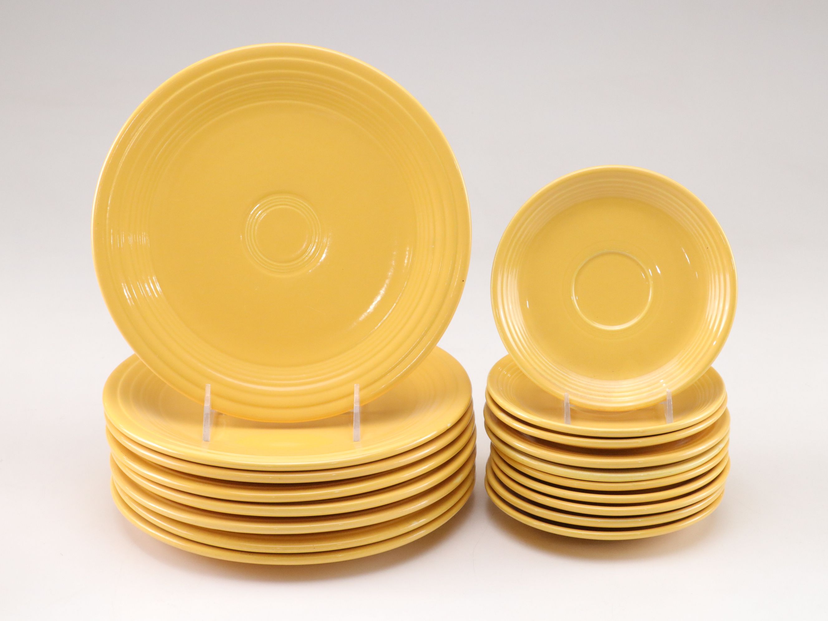 Homer Laughlin Co. "Fiesta" Yellow Dinnerware and More, Mid-20th C.