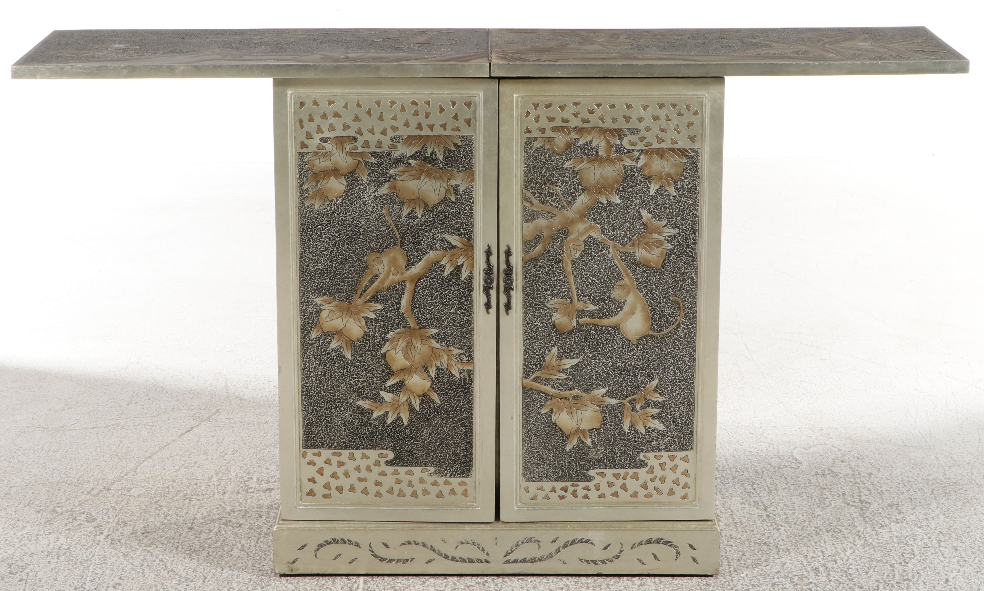 Hollywood Regency Style Lacquered Wood Chinoiserie Decorated Dry Bar Cabinet