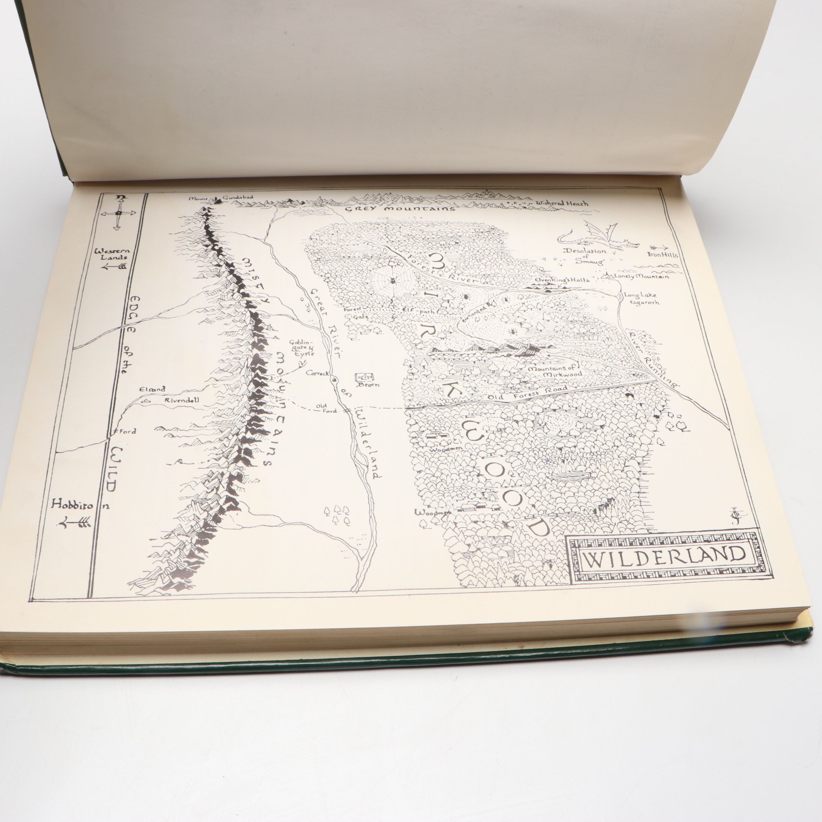 First Illustrated Edition "The Hobbit" by J. R. R. Tolkien, 1984