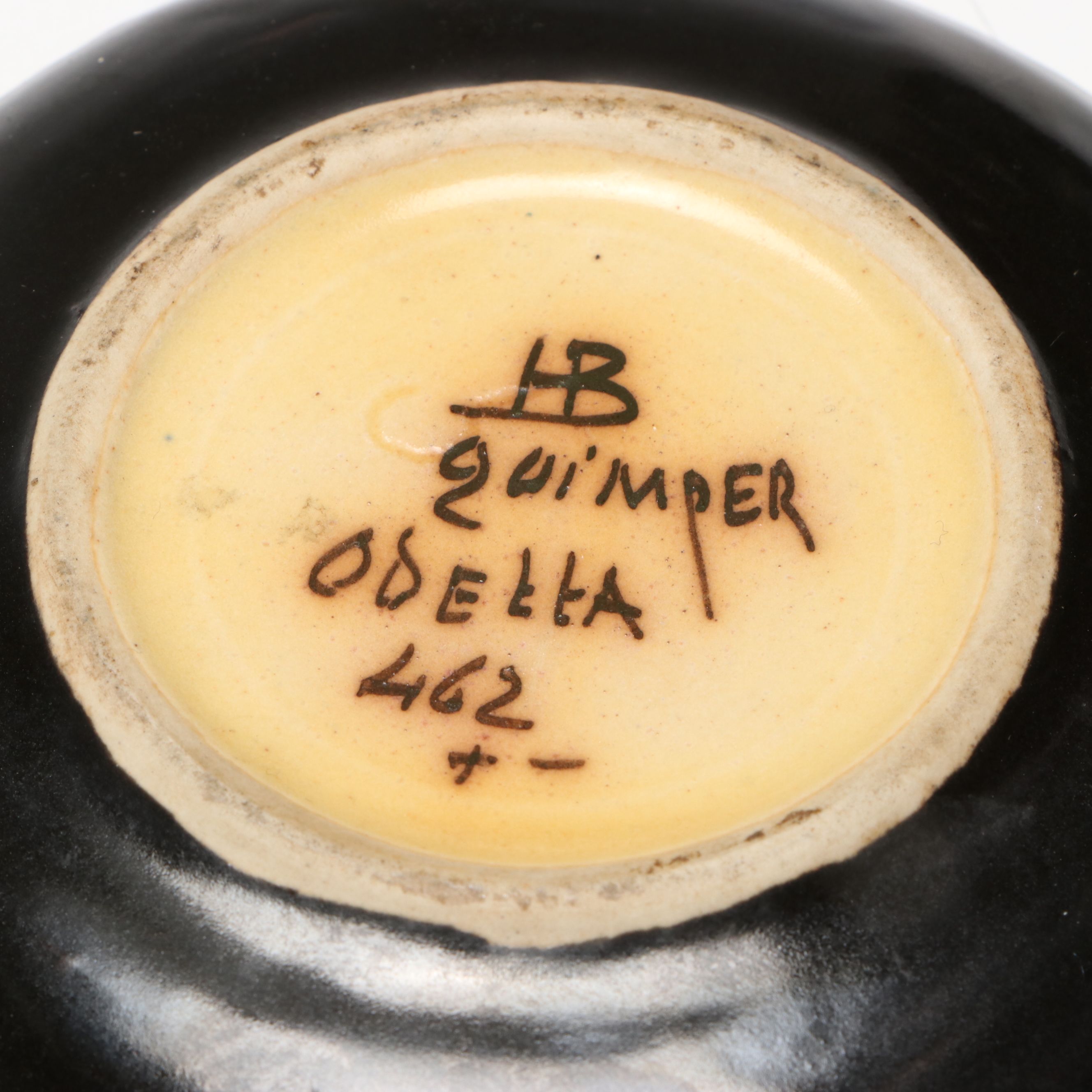 Henriot Quimper Odetta French Pottery Plate, Mid-20th Century