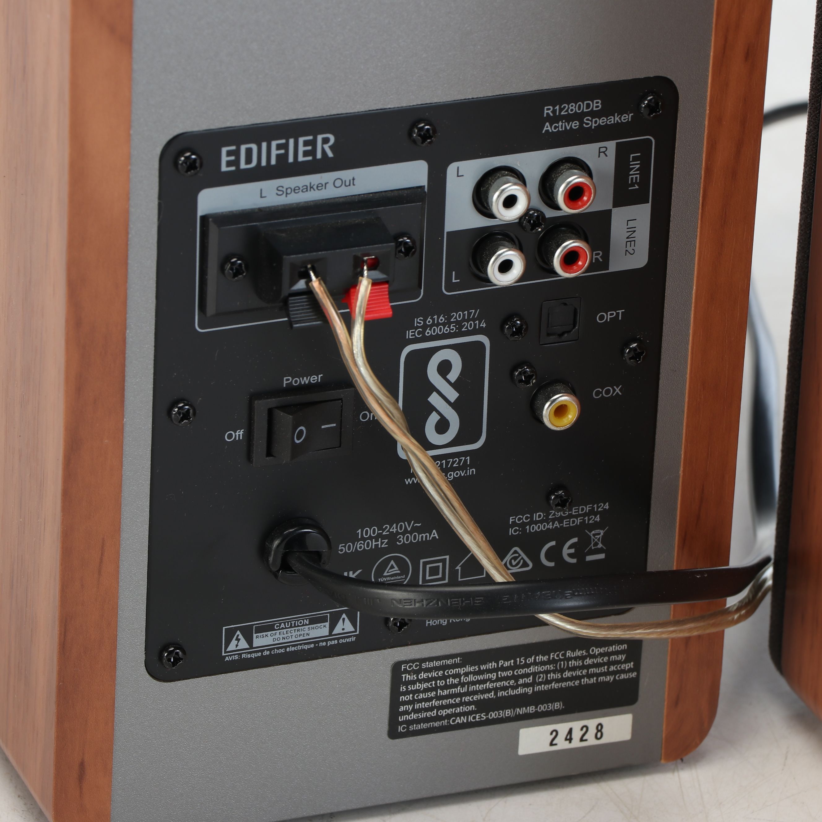 Edifier R1280DB Faux Wood Finish Bluetooth Bookshelf Speakers