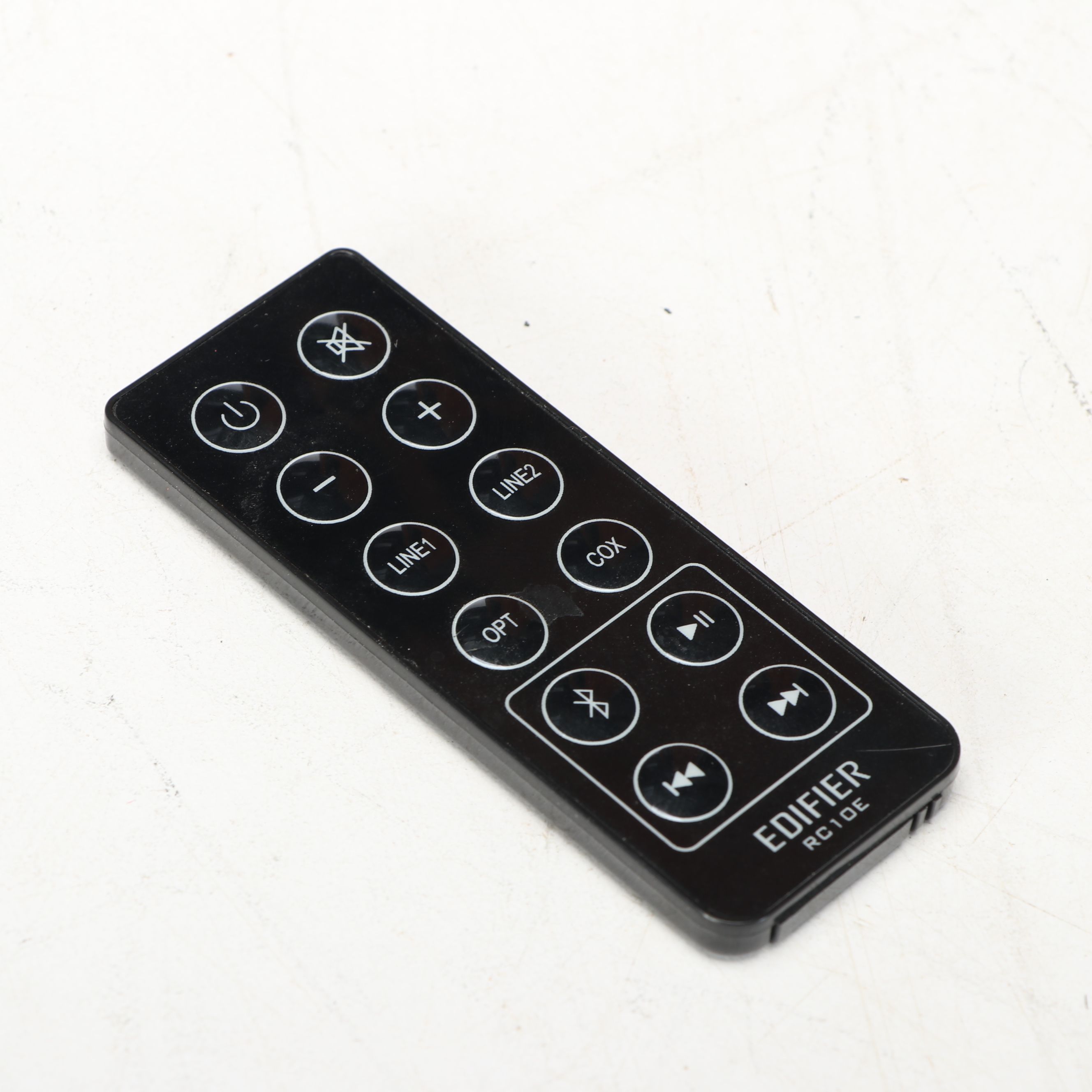 Edifier R1280DB Faux Wood Finish Bluetooth Bookshelf Speakers