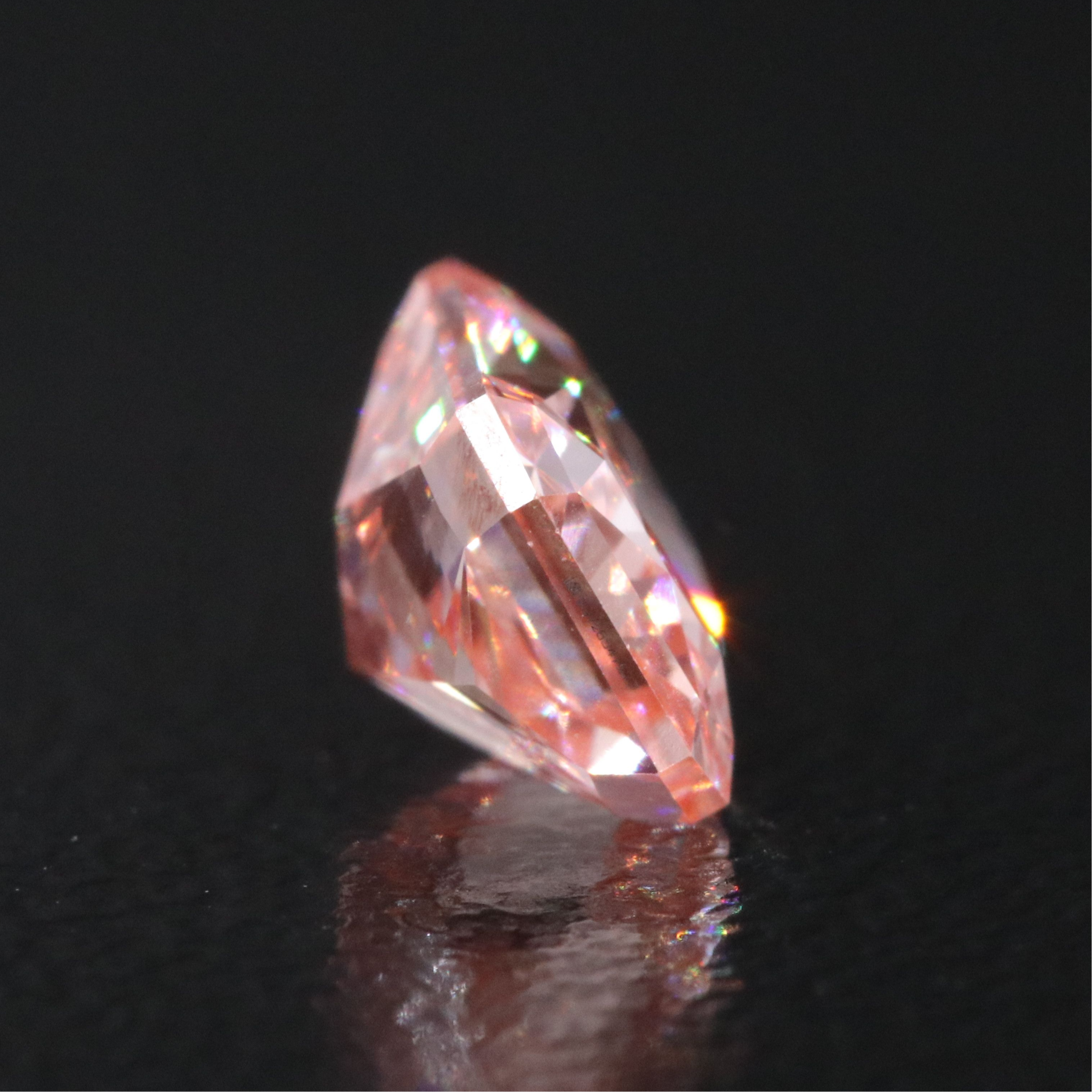 Loose 1.07 CT Lab Grown Fancy Vivid Pink Diamond with IGI Report
