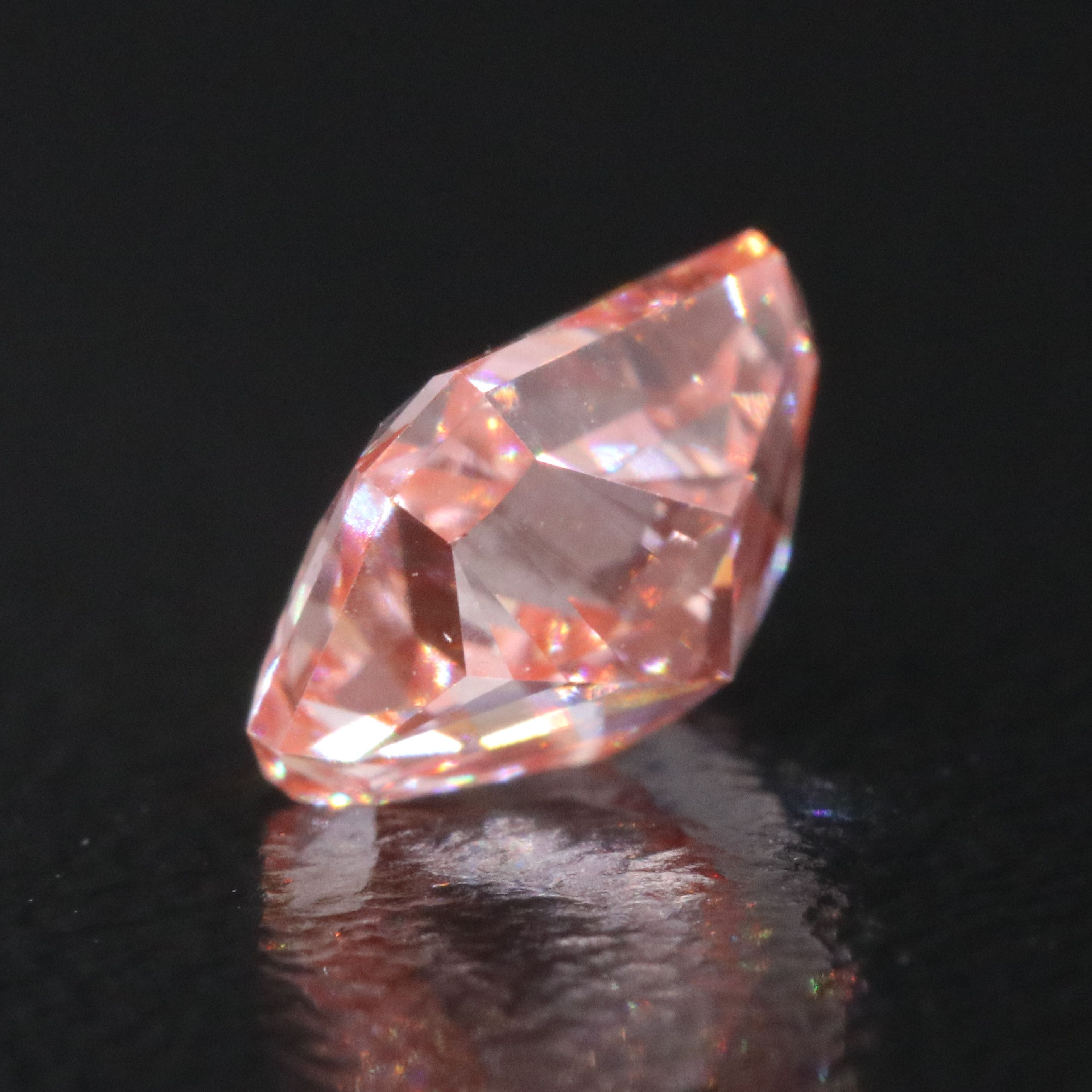 Loose 1.07 CT Lab Grown Fancy Vivid Pink Diamond with IGI Report