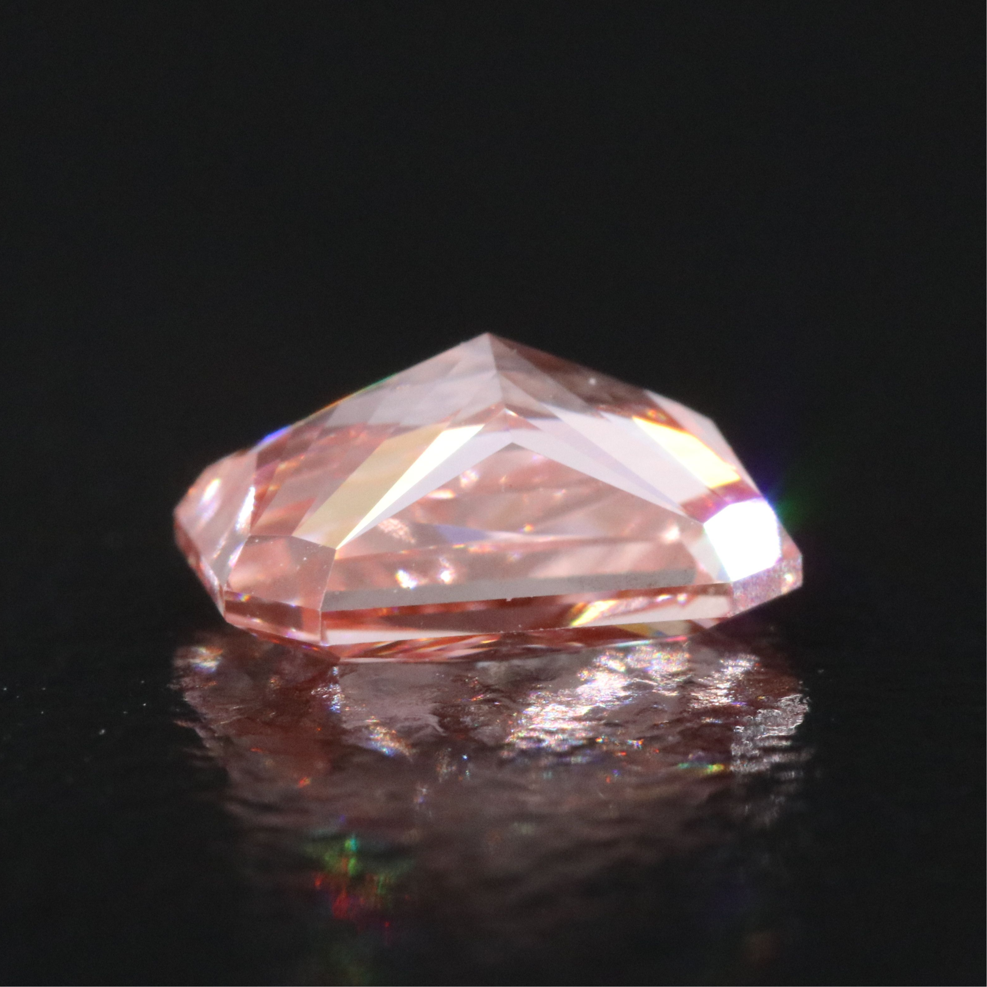 Loose 1.07 CT Lab Grown Fancy Vivid Pink Diamond with IGI Report