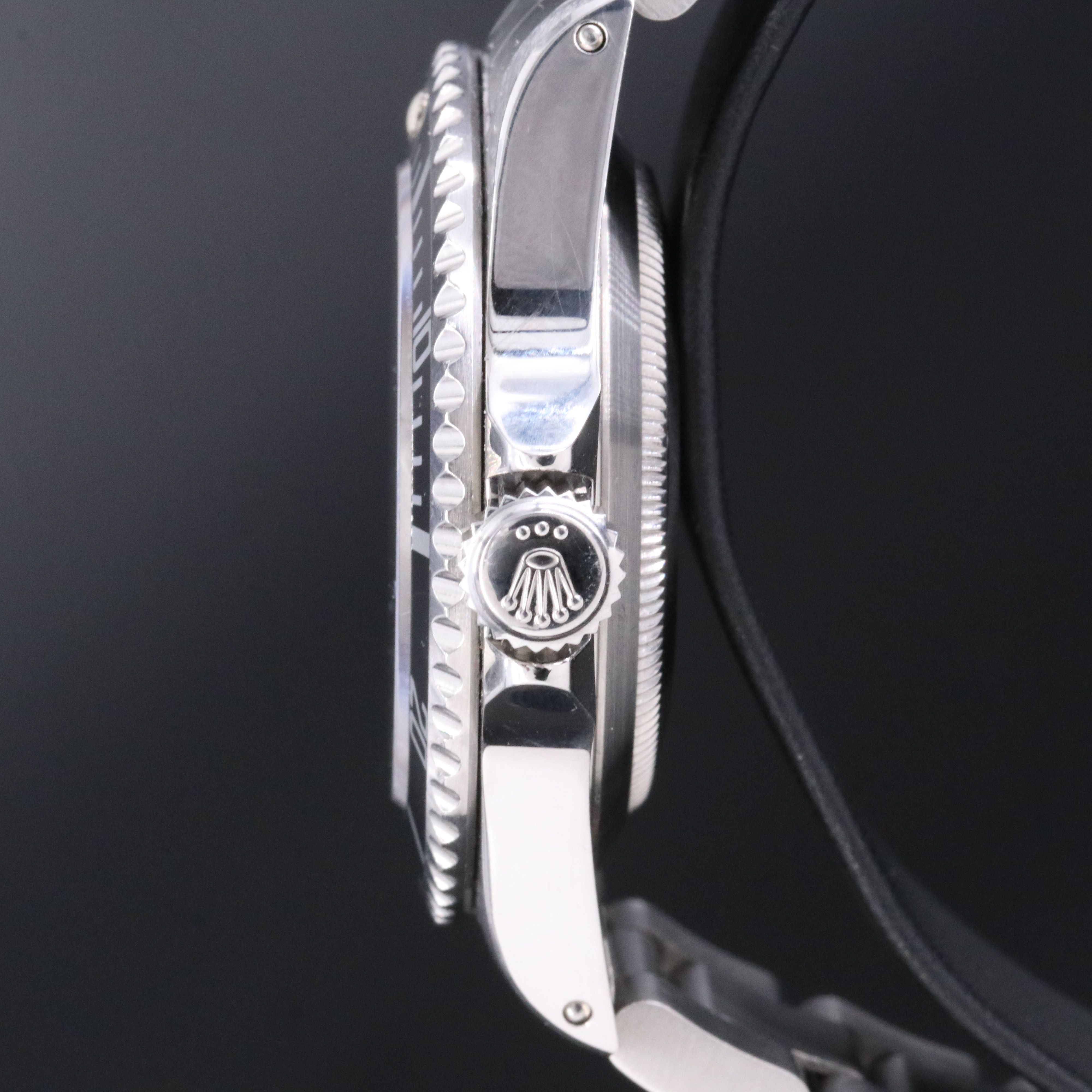 1991 Rolex Submariner St. Steel Black Dial Oyster Bracelet Watch Ref. 14060