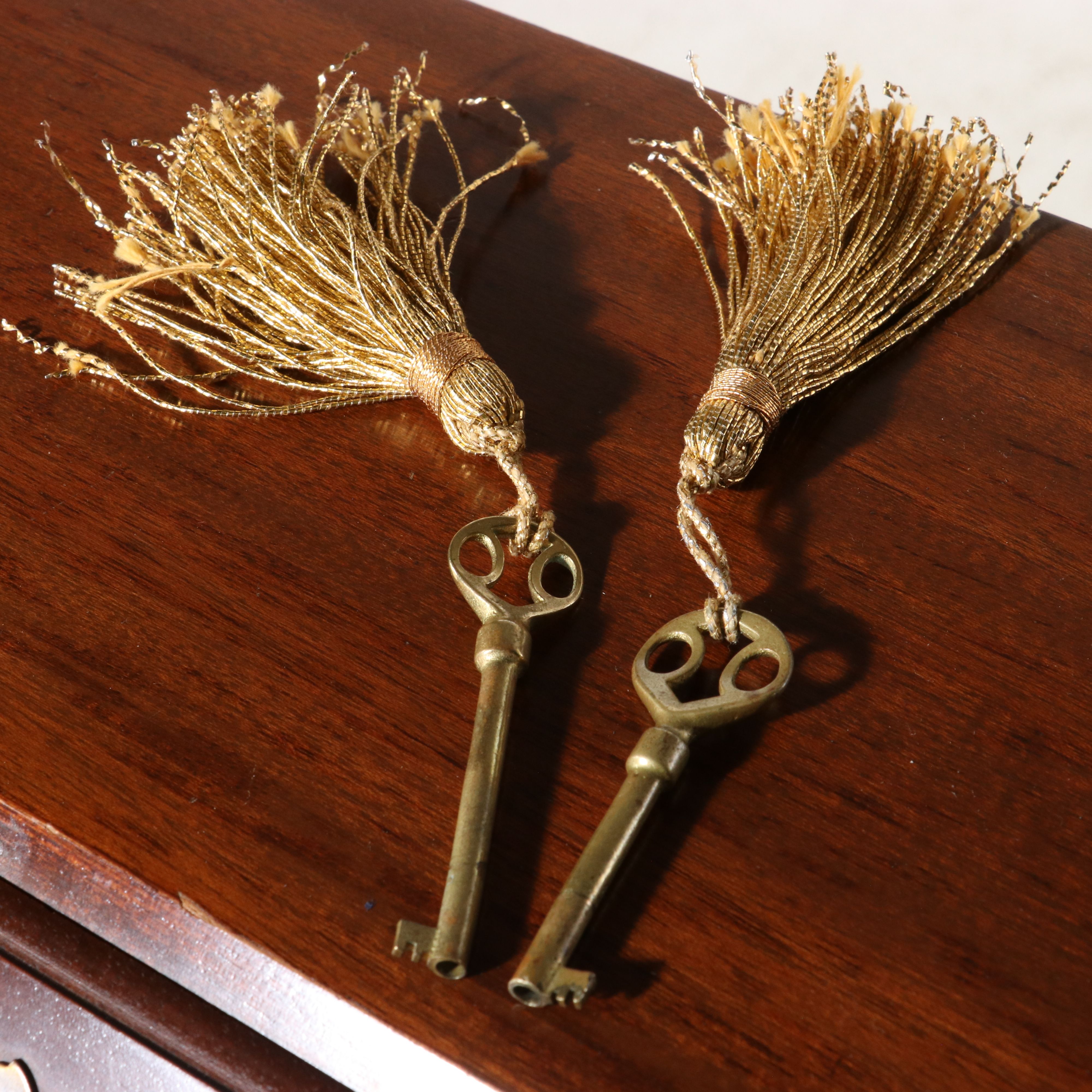 Maddox of Jamestown Mahogany Slant-Front Desk