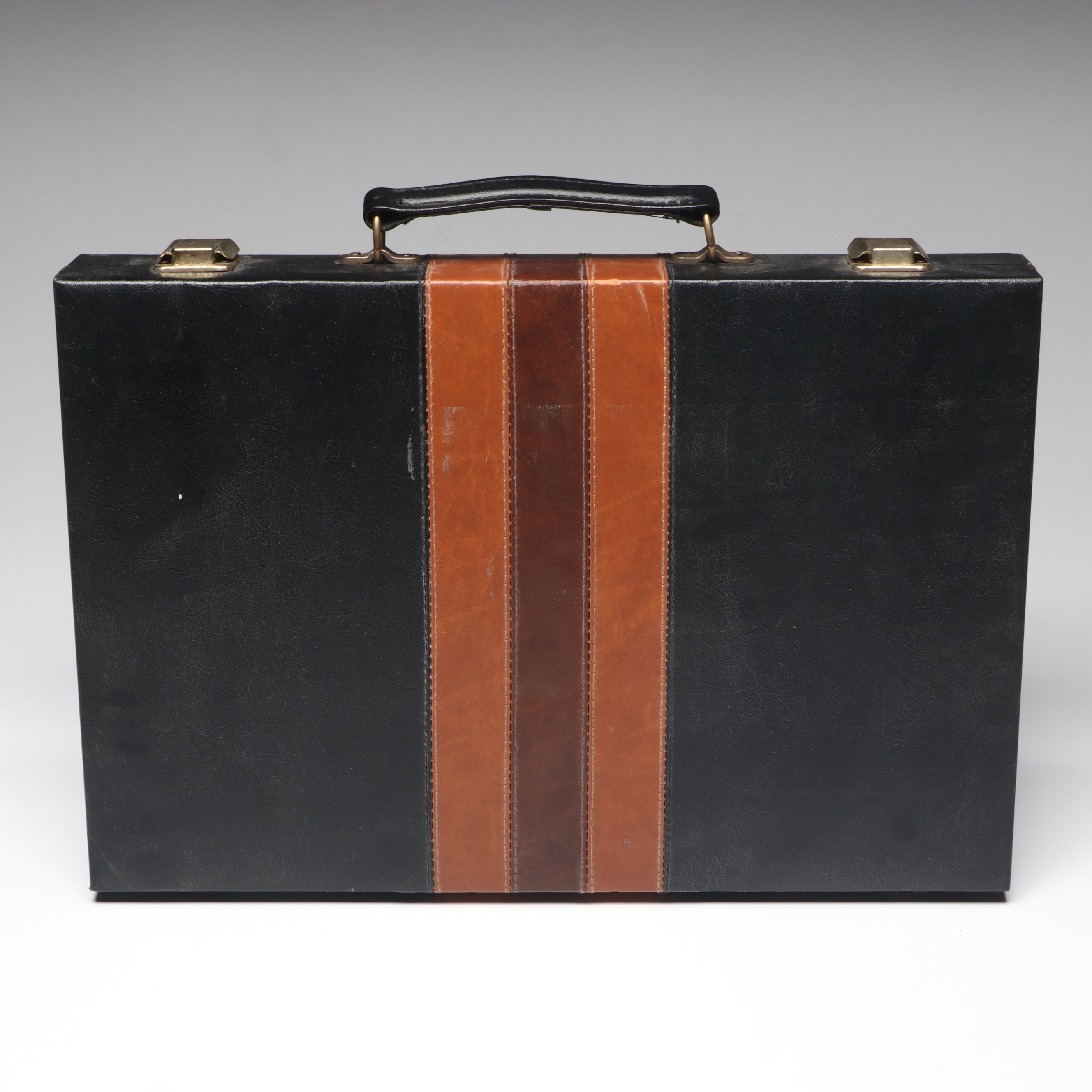 Reiss Backgammon Game in Faux Leather Case