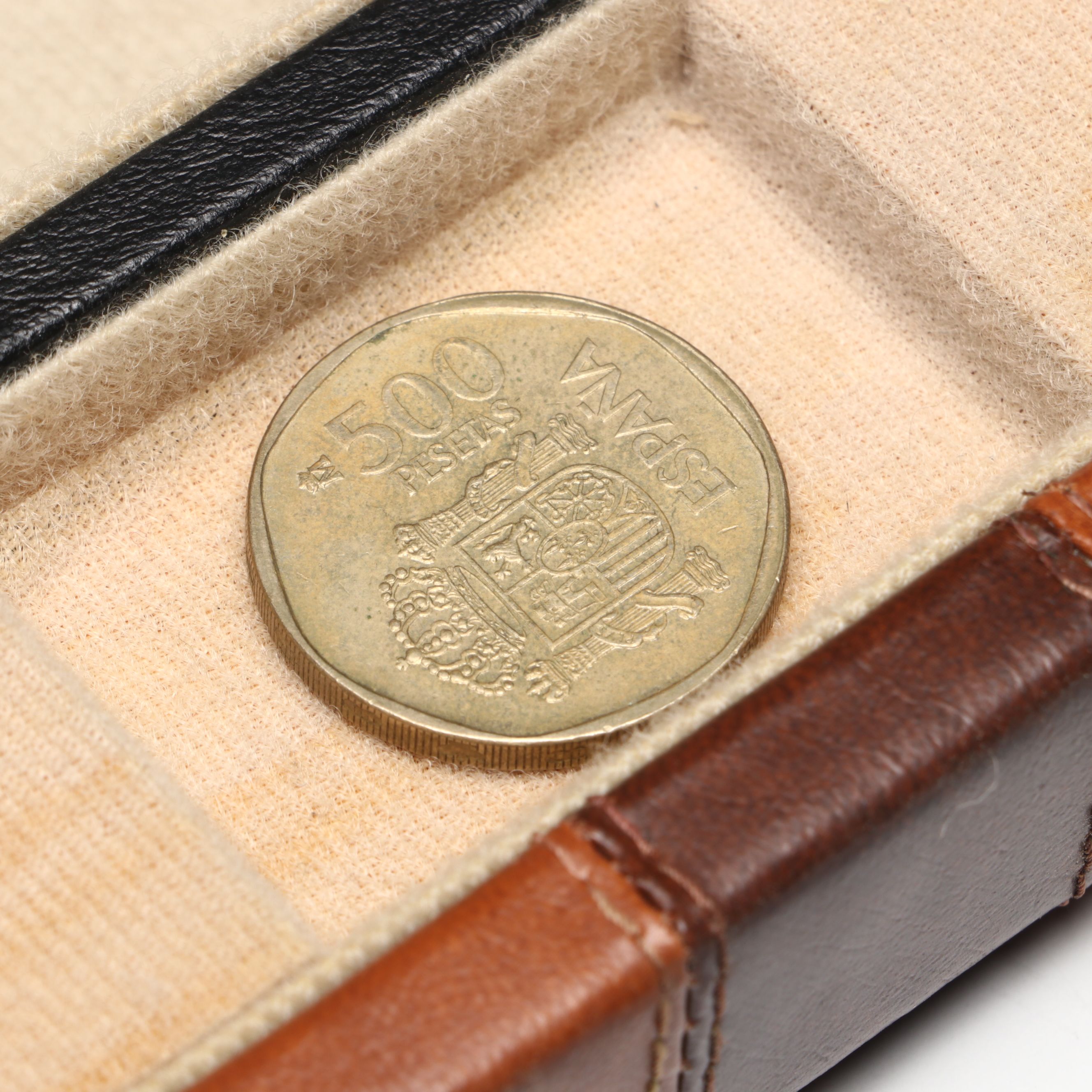 Reiss Backgammon Game in Faux Leather Case